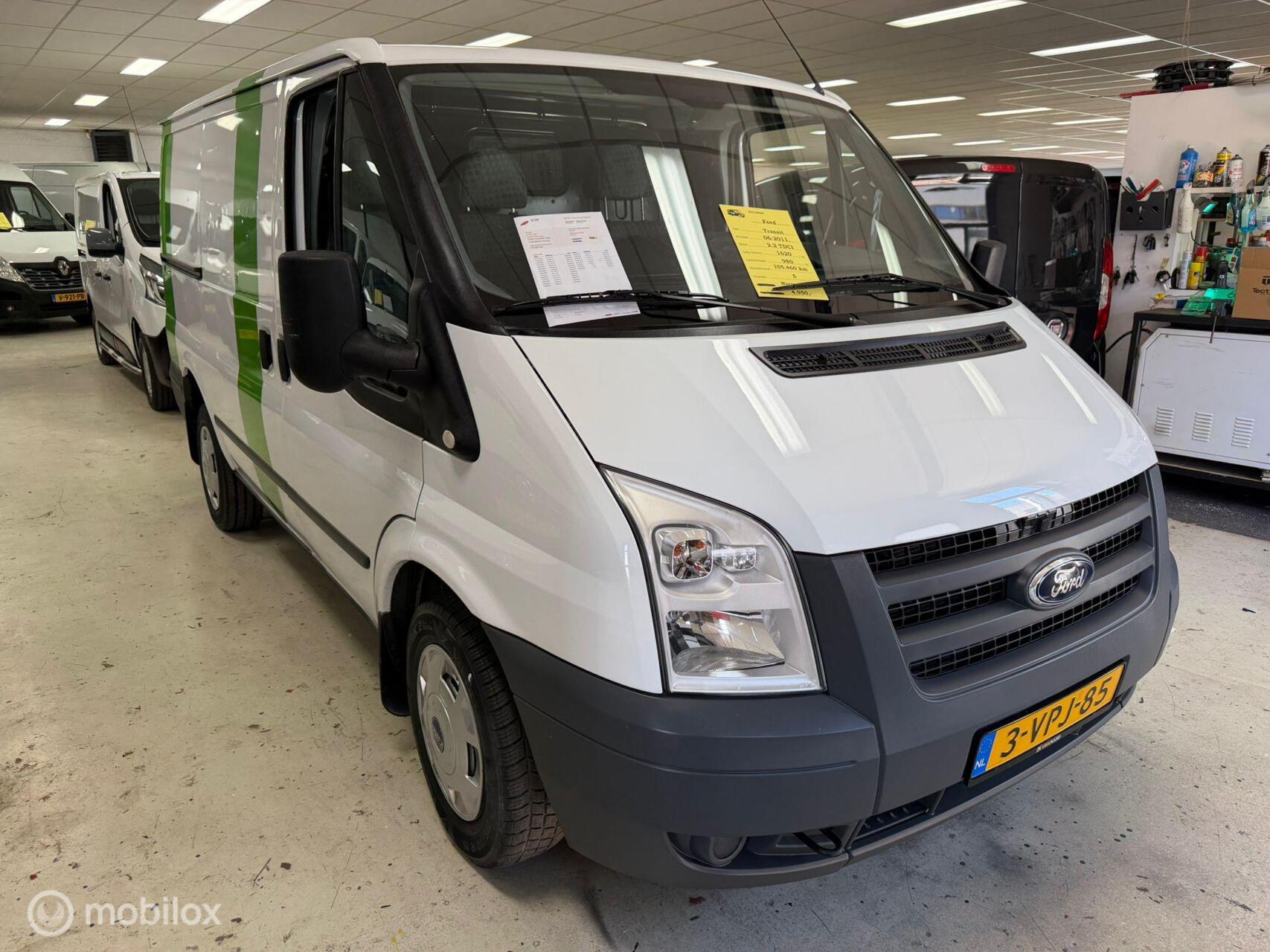 Ford Transit 260s Van 85dpf LR 4.23 260S 2.2 TDCI met 105.000 km Marge 2011 - voorkant