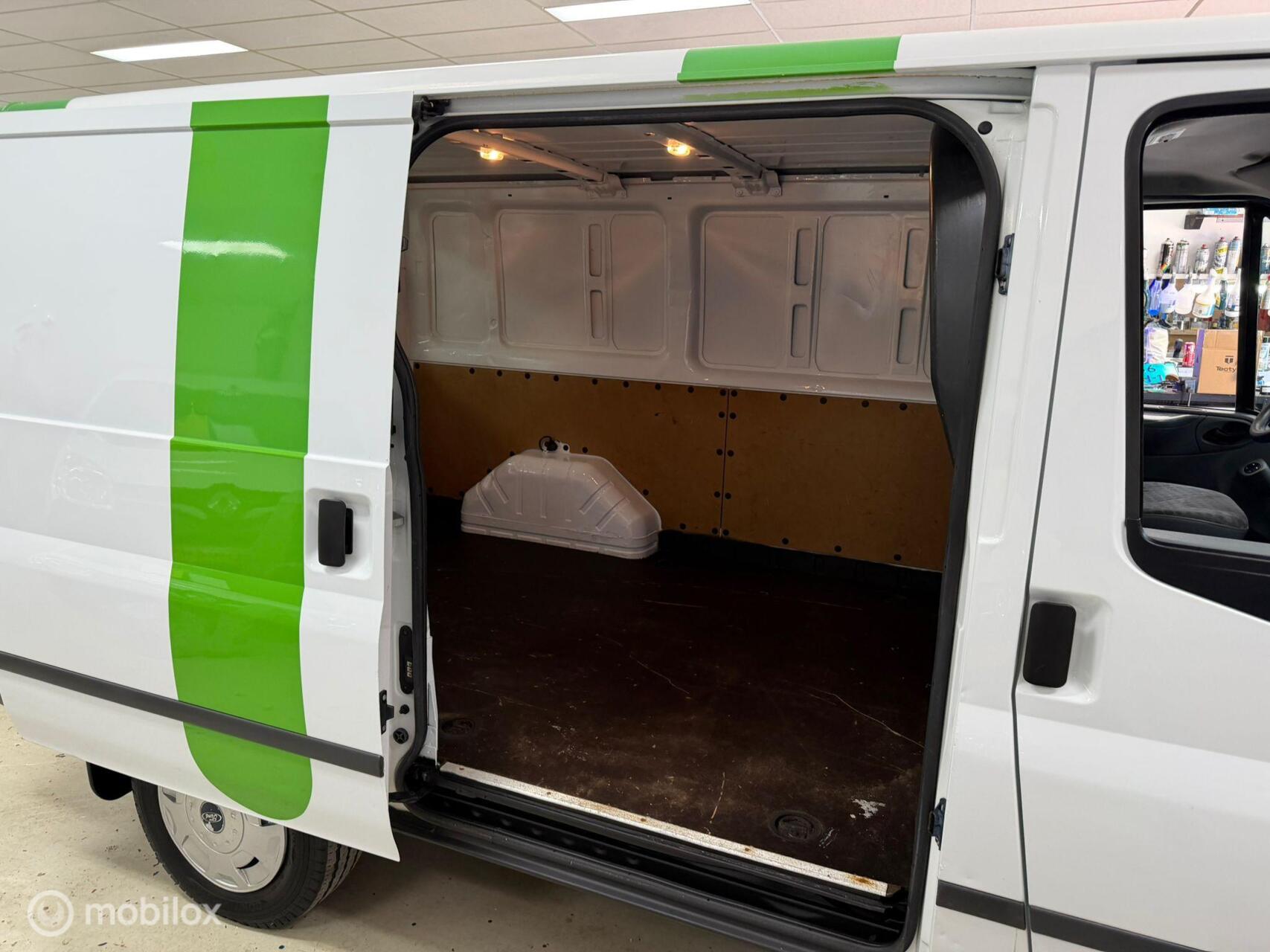 Foto van Ford Transit 260s Van 85dpf LR 4.23