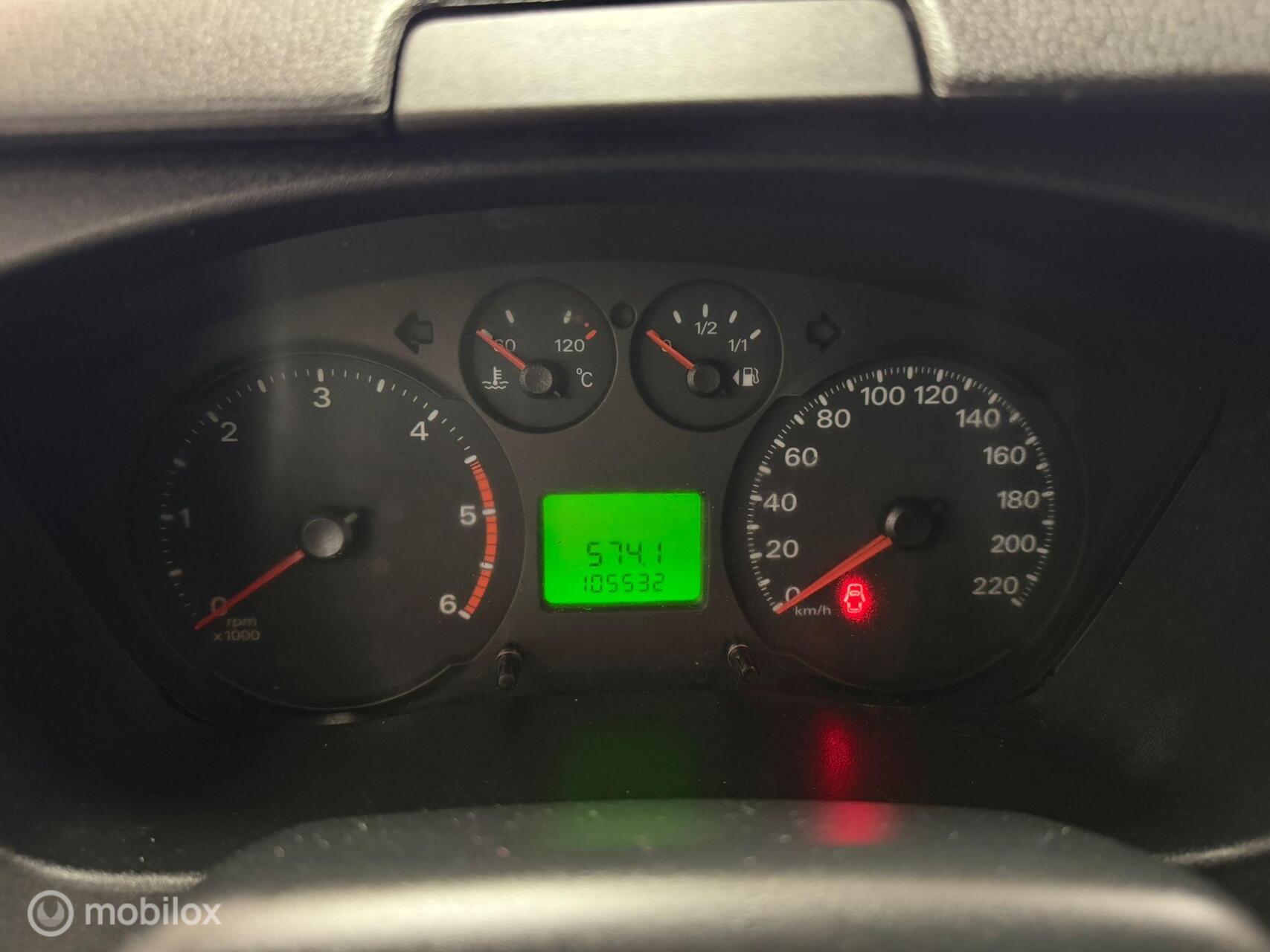 Foto van Ford Transit 260s Van 85dpf LR 4.23