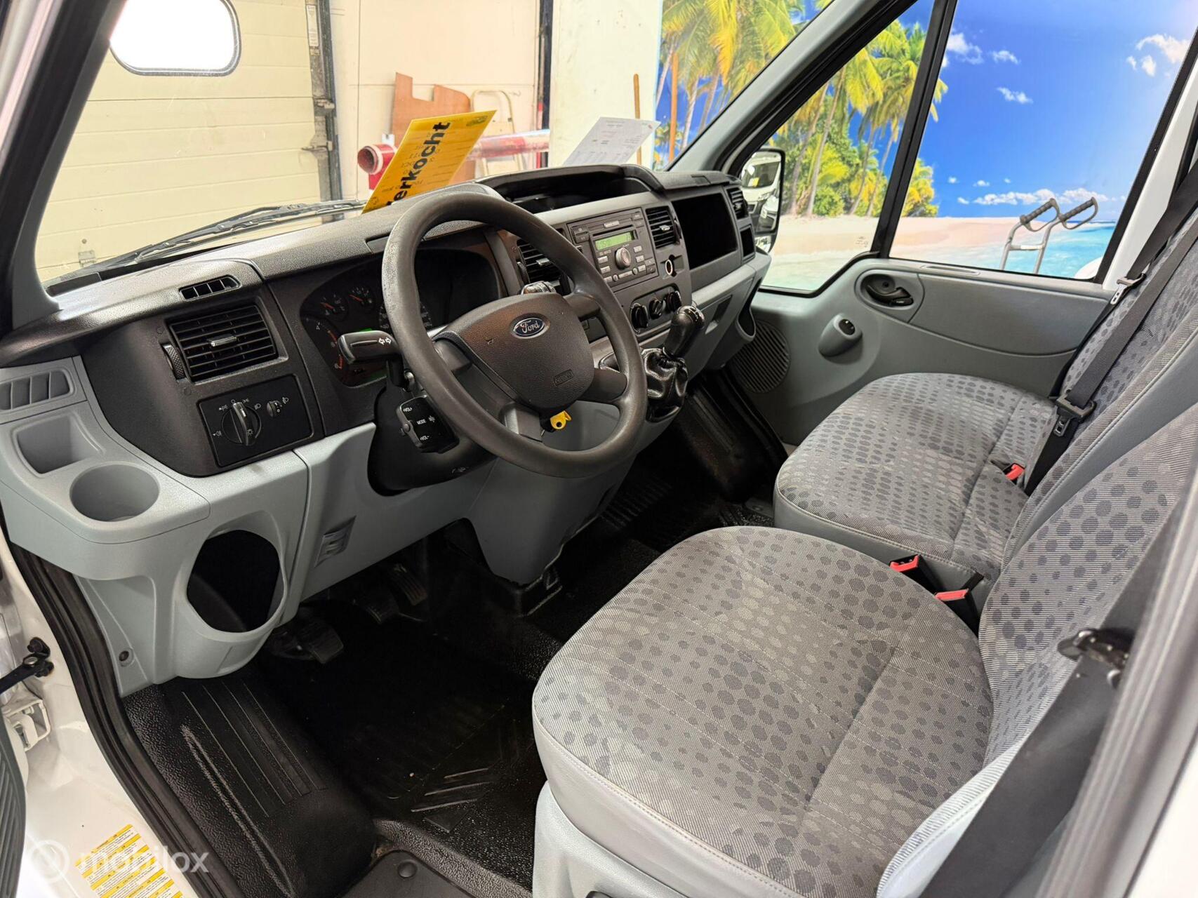 Foto van Ford Transit 260s Van 85dpf LR 4.23