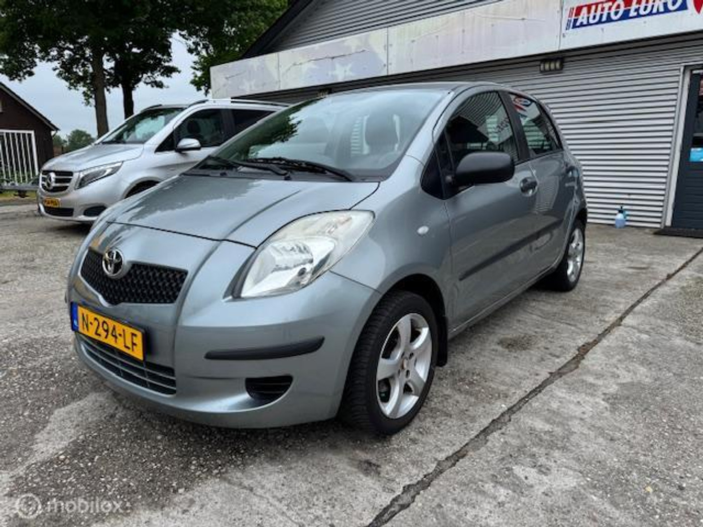 Toyota Toyota Yaris 1.3 VVTi 5-DRS Idols 2008 - voorkant