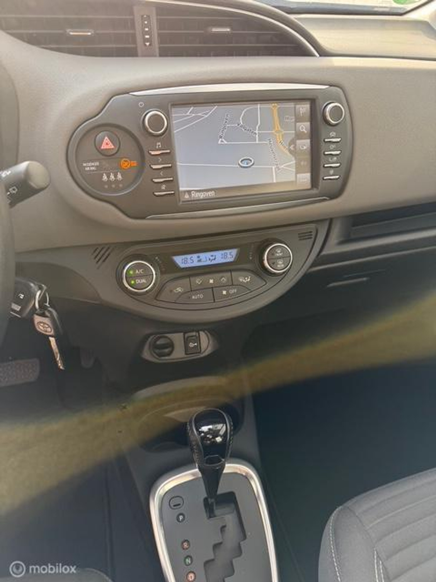 Foto van Toyota Toyota Yaris Hybrid