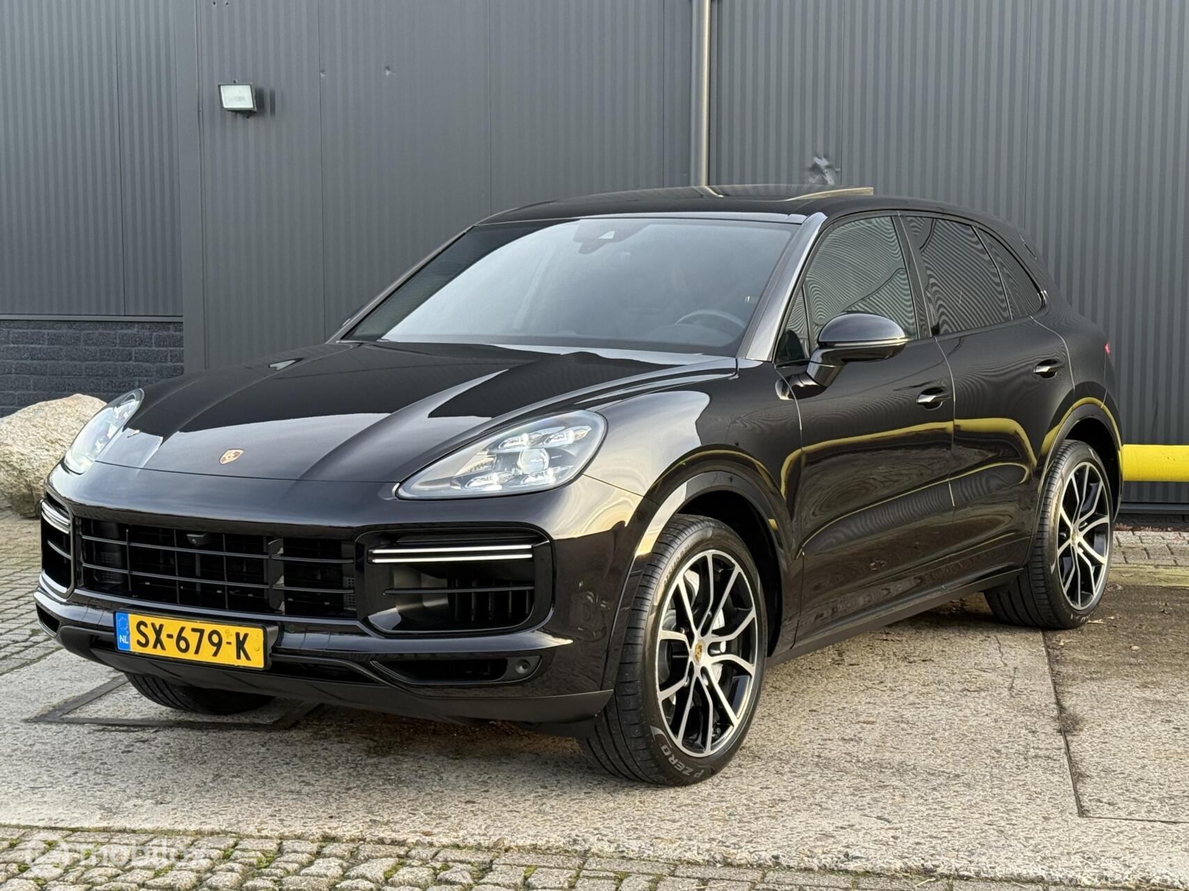 Foto van PORSCHE CAYENNE TURBO