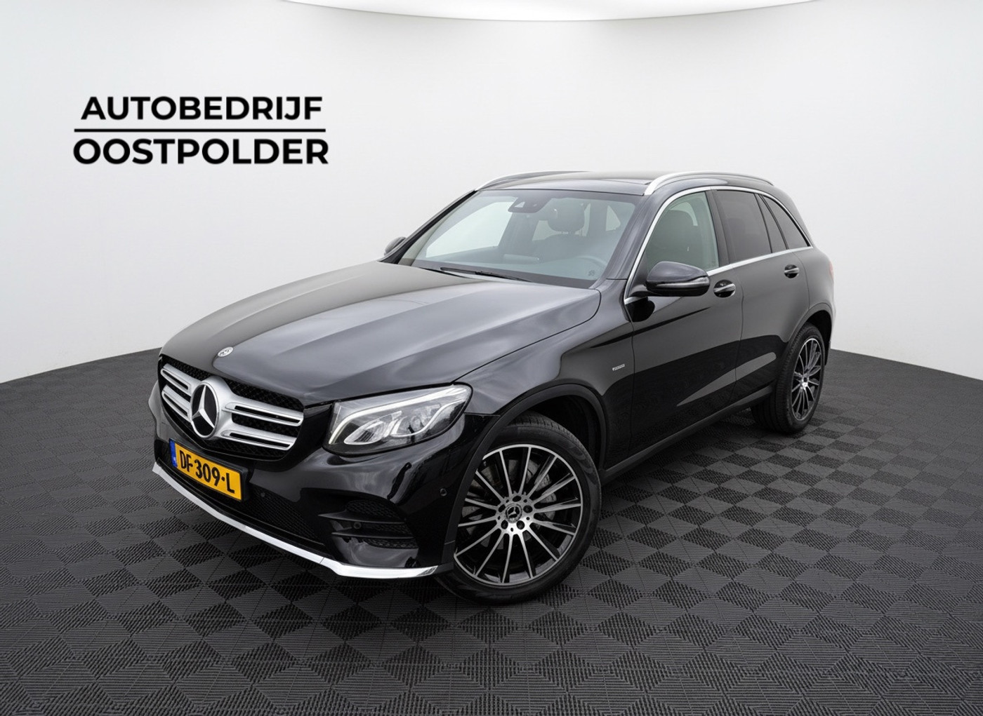 Mercedes-Benz GLC 350 E 4Matic 350e 4MATIC Business Solution AMG Plus Upgrade Ed. 2018 - voorkant