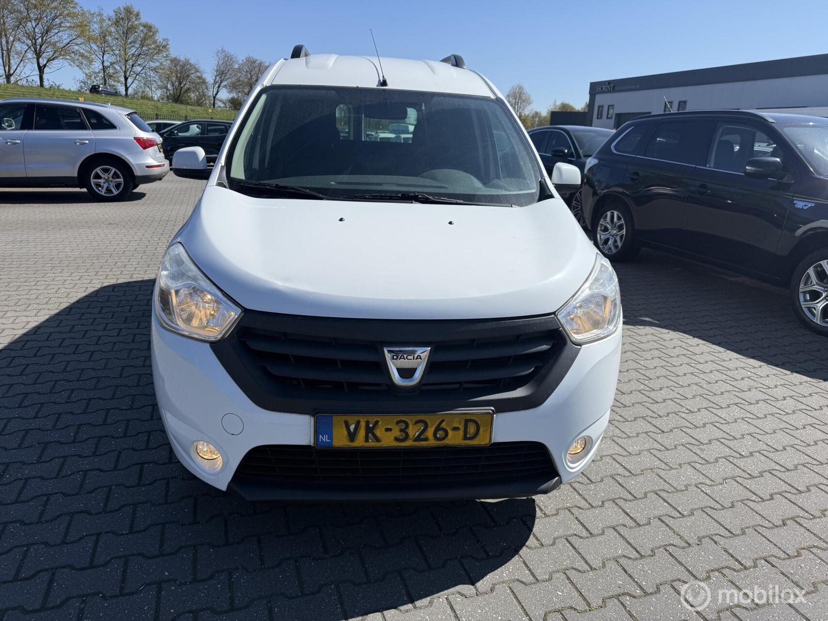 Foto van DACIA DOKKER