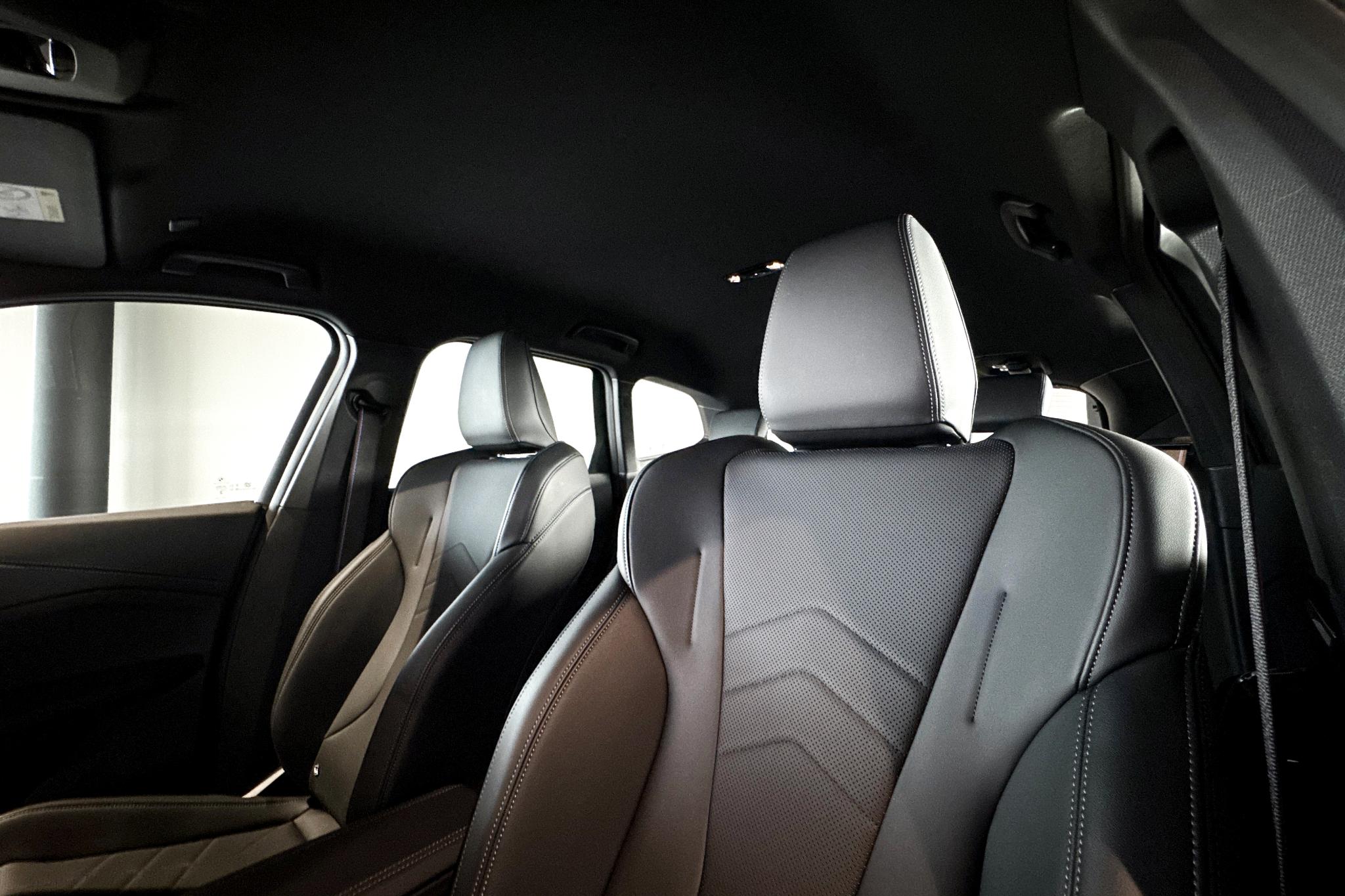 Foto van BMW Ix1 Edrive20