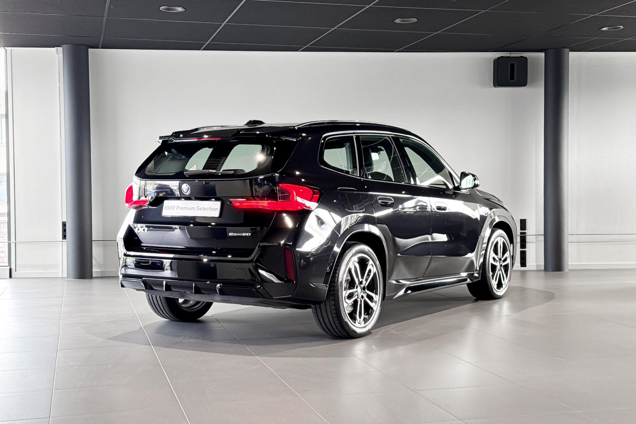 Foto van BMW Ix1 Edrive20