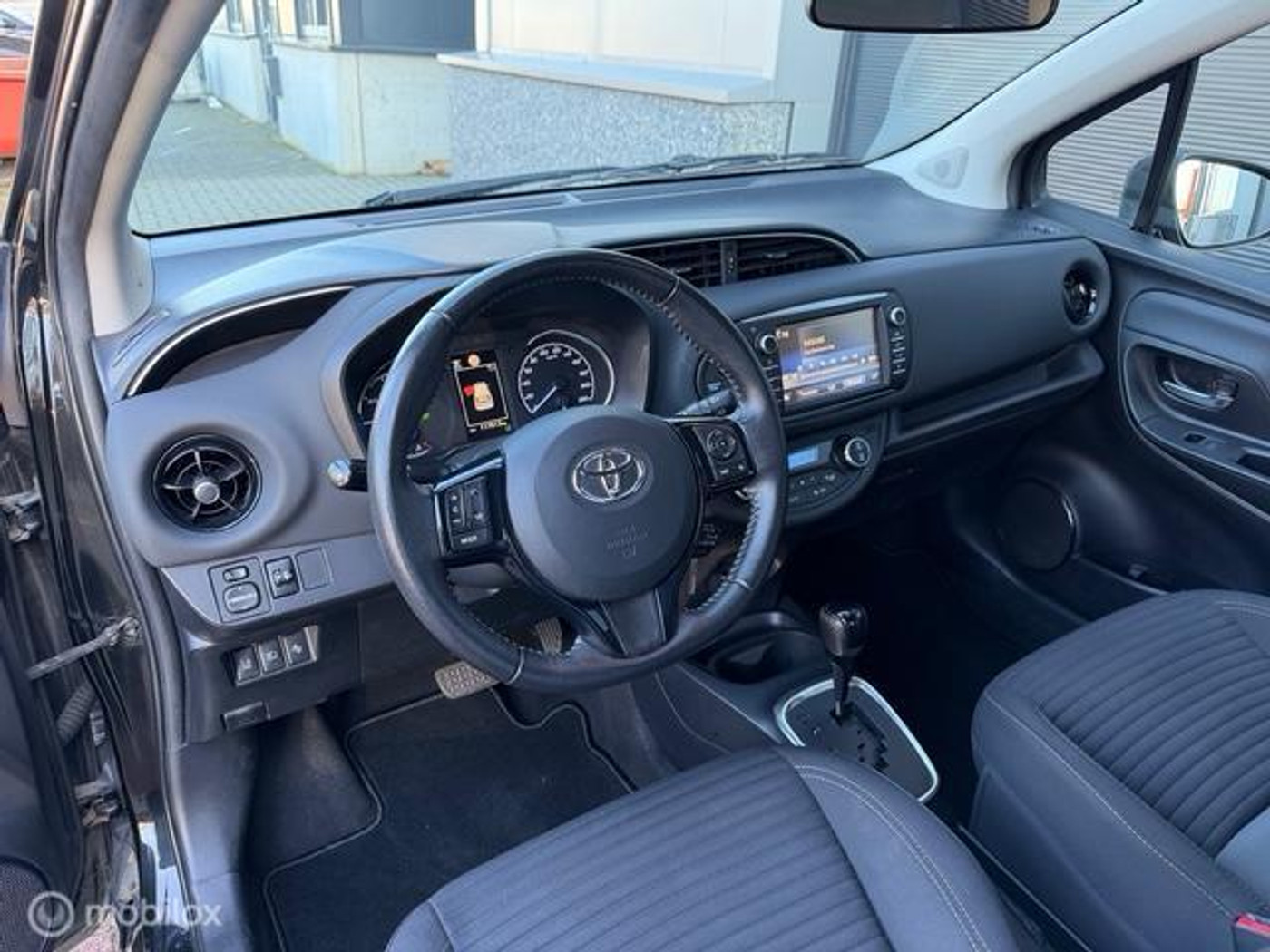 Foto van Toyota Toyota Yaris Hybrid