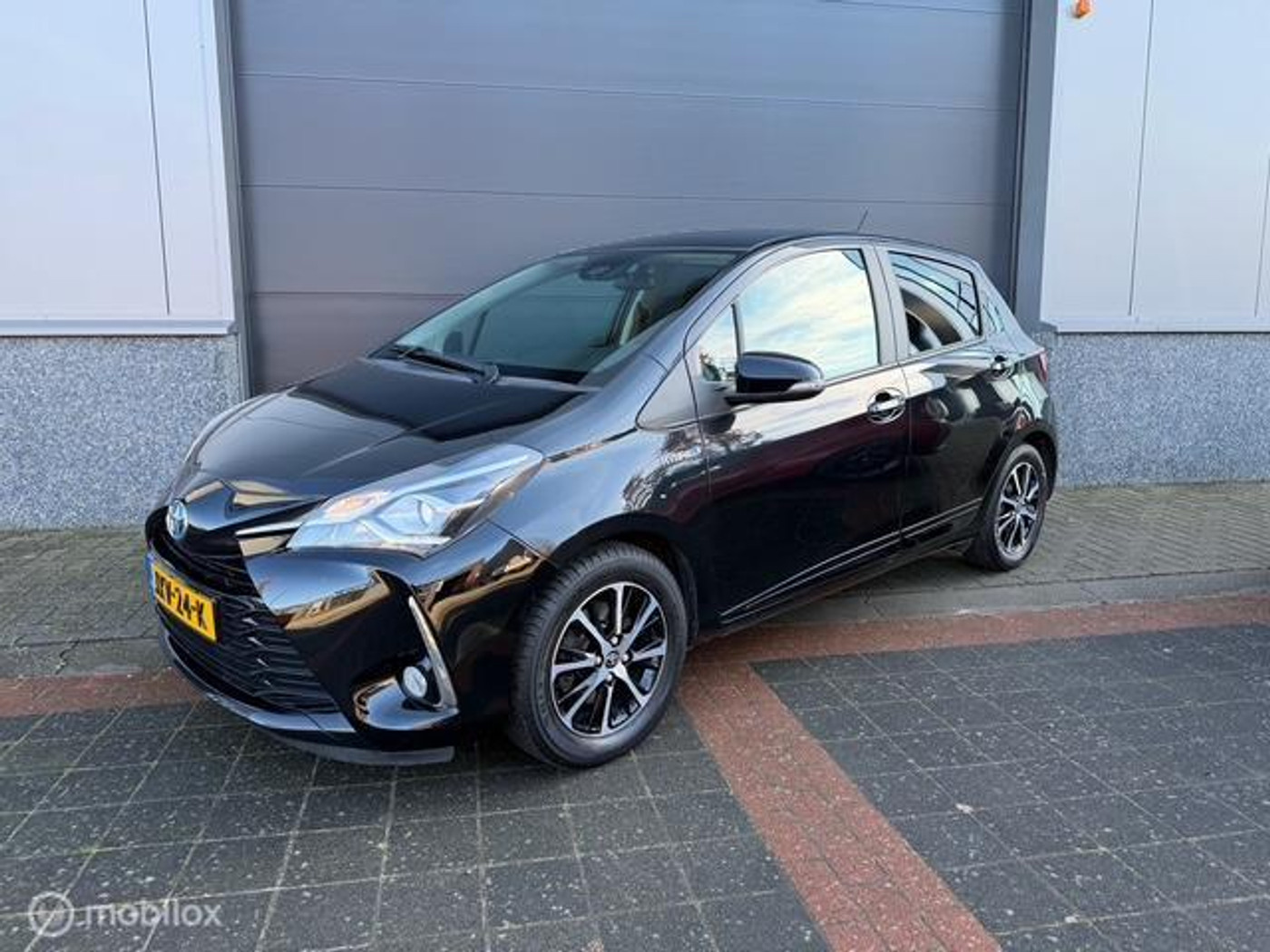 Foto van Toyota Toyota Yaris Hybrid