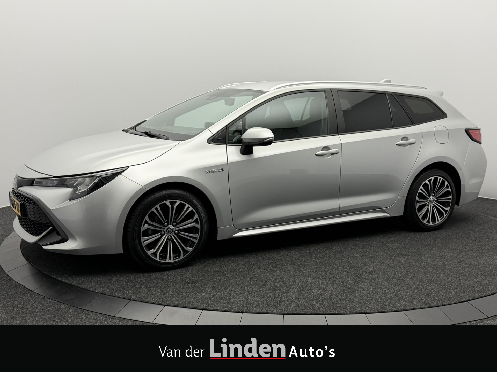 Toyota Toyota Corolla 1.8 Hybrid Dynamic | Trekhaak | Navigatie | Camera | Carplay&Android 2020 - voorkant
