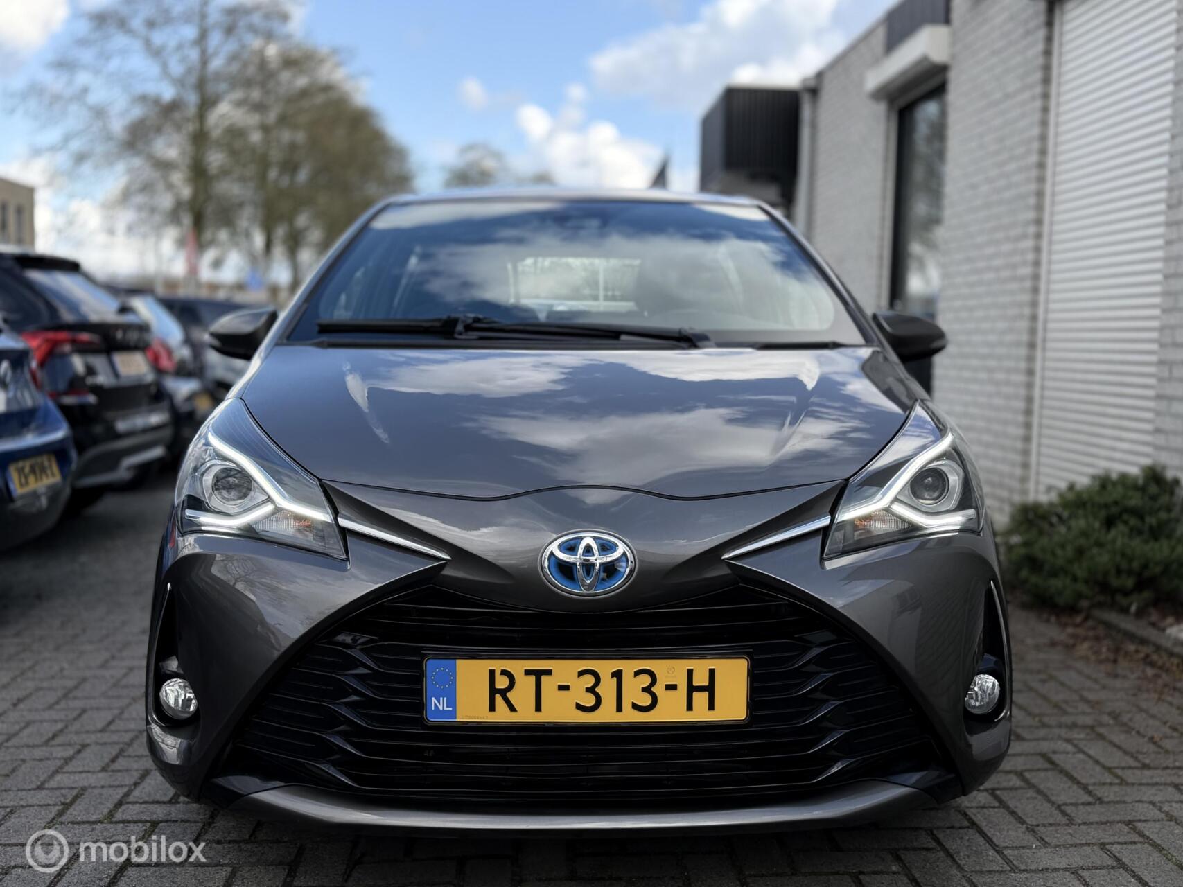 Foto van Toyota Toyota Yaris Hybrid