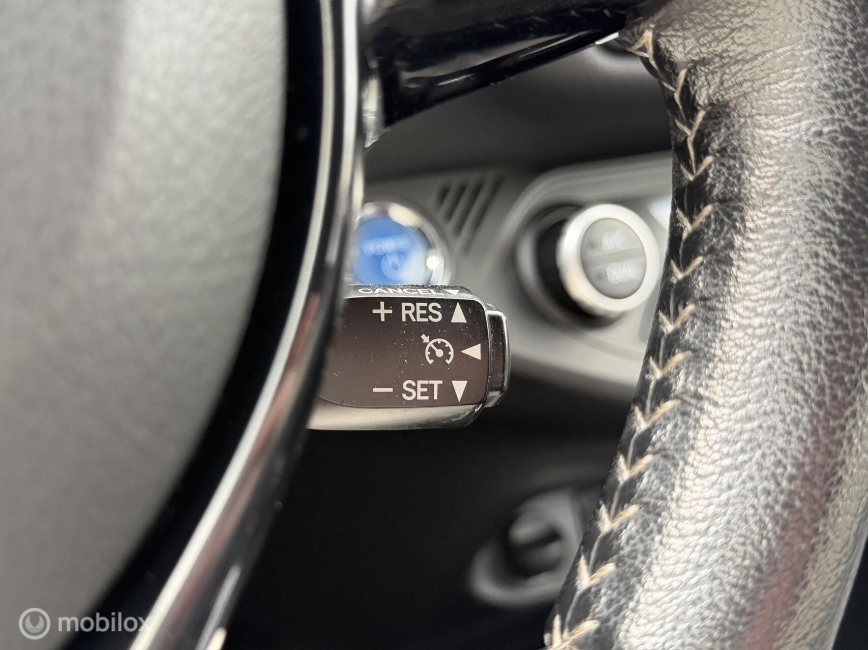 Foto van Toyota Toyota Yaris Hybrid