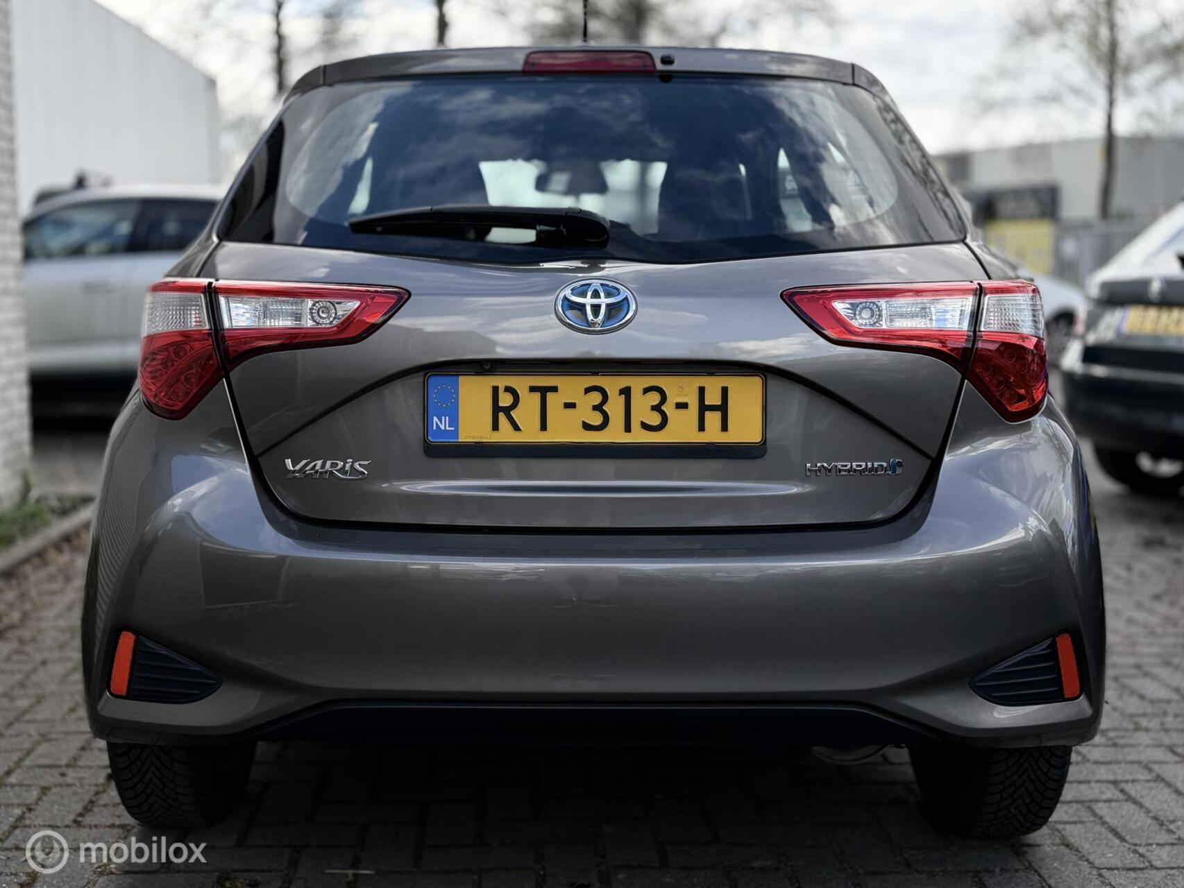 Foto van Toyota Toyota Yaris Hybrid