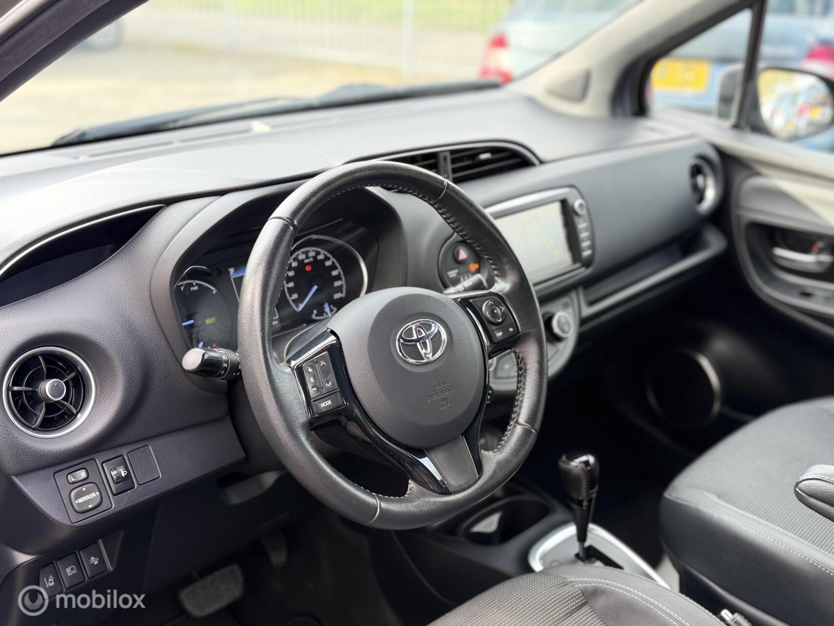 Foto van Toyota Toyota Yaris Hybrid