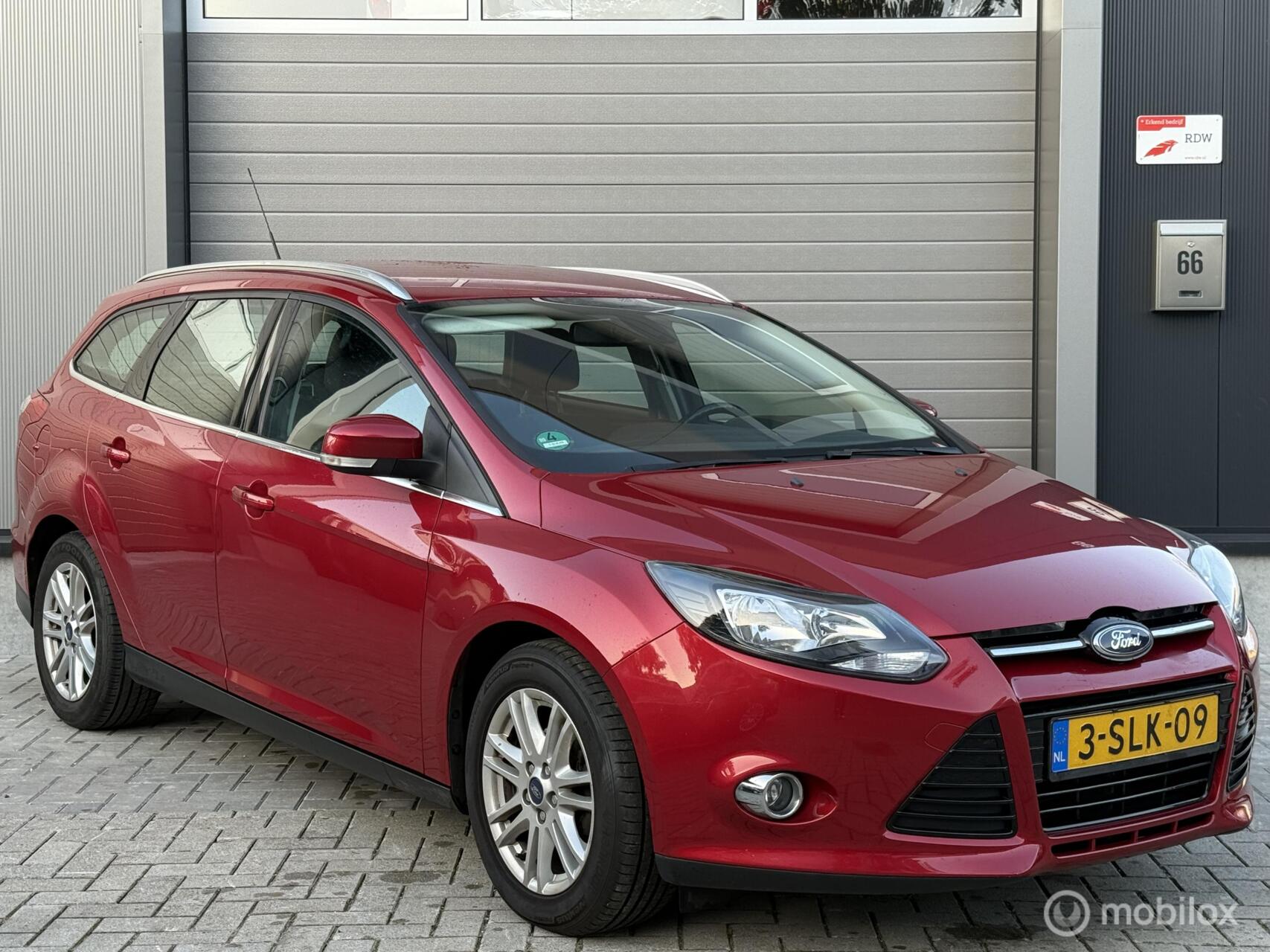 Foto van FORD FOCUS