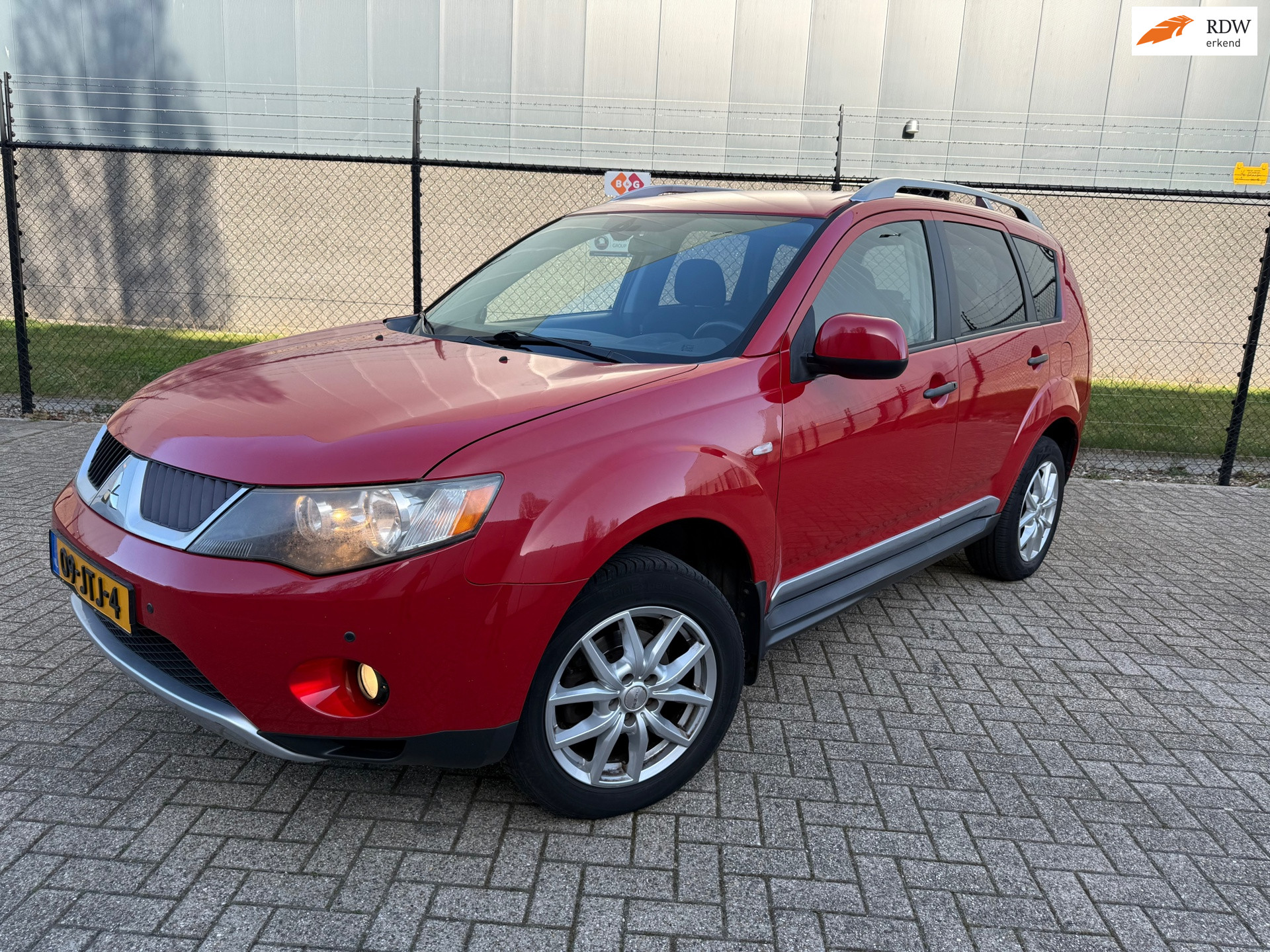 Foto van MITSUBISHI MITSUBISHI OUTLANDER