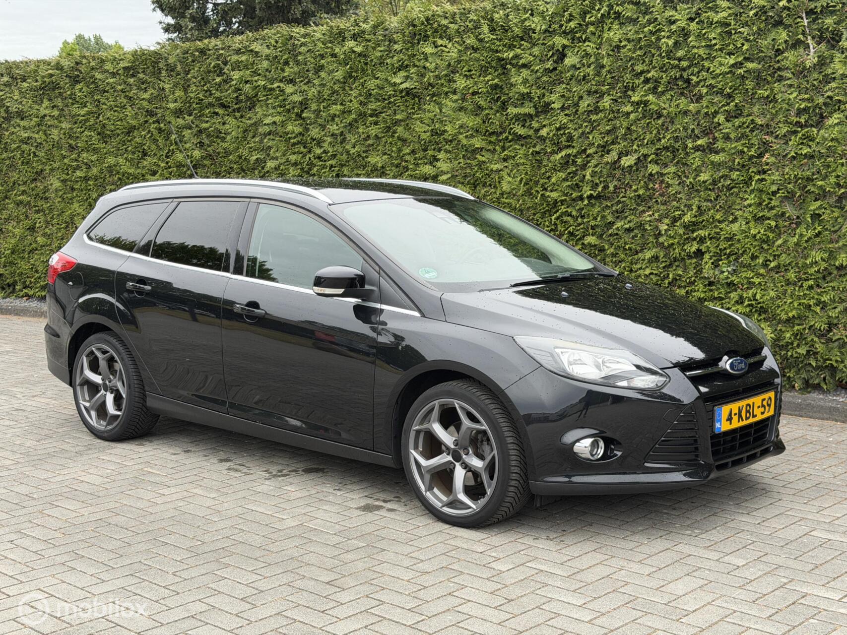 Foto van FORD FOCUS