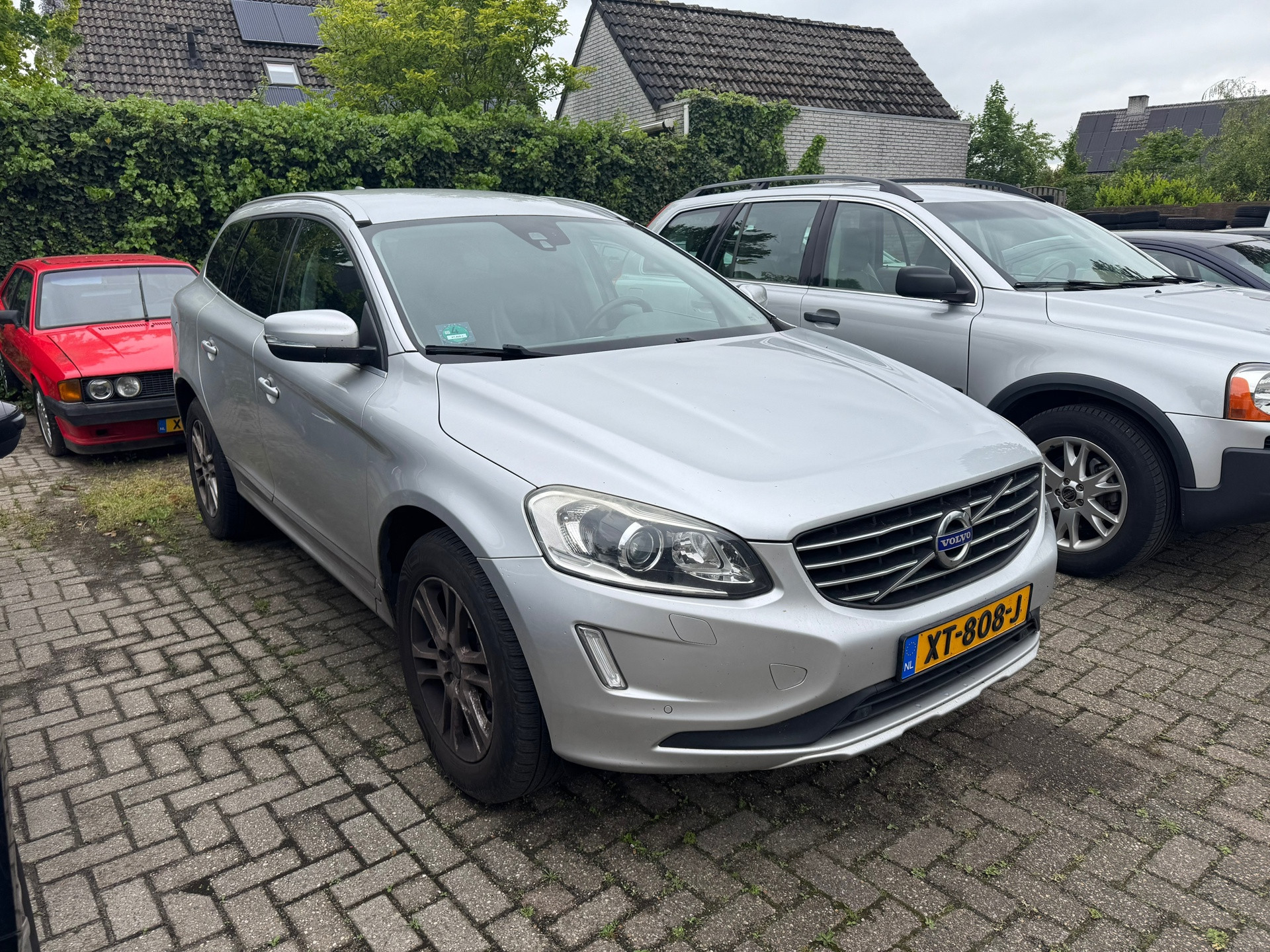 Volvo Xc60 2.0 D4 AUTOMAAT / LEDER / EXPORTPRIJS! 2014 - voorkant