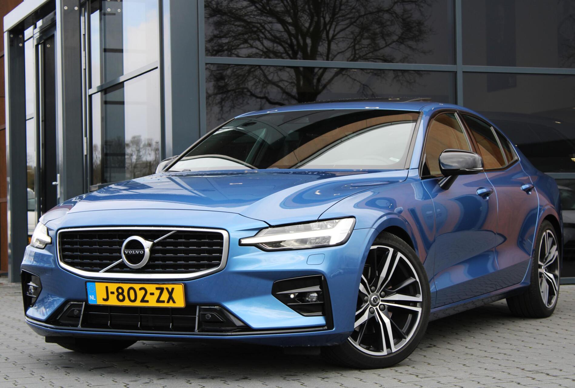 Volvo S60 2.0 T4 R-Design | Pano | ACC | Harman/Kardon | Camera 2019 - voorkant