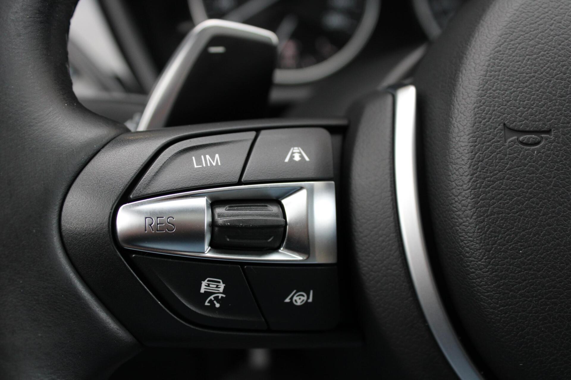 Foto van BMW X1 Xdrive20i