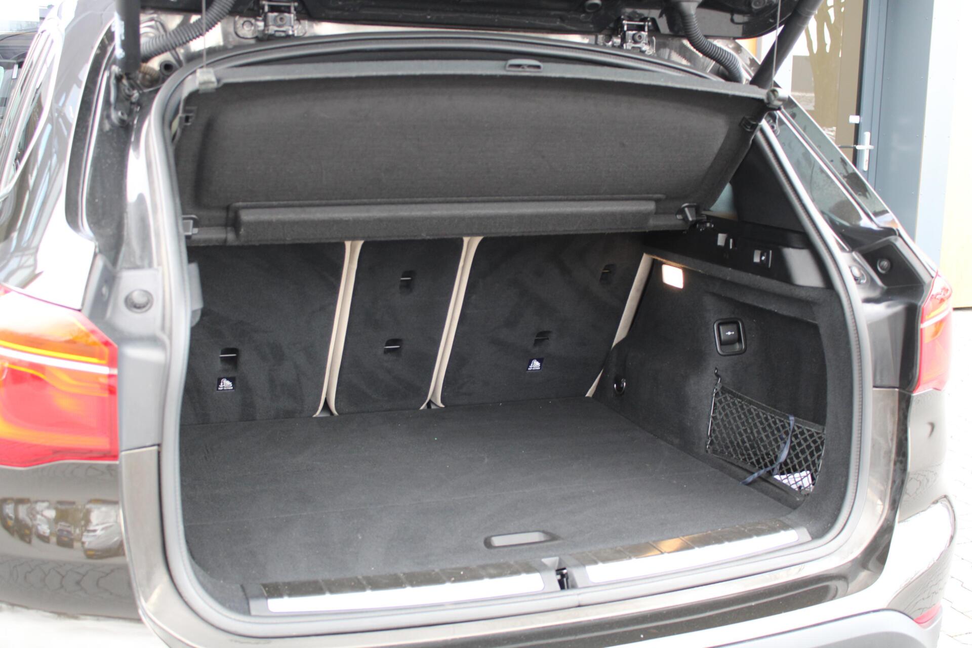 Foto van BMW X1 Xdrive20i