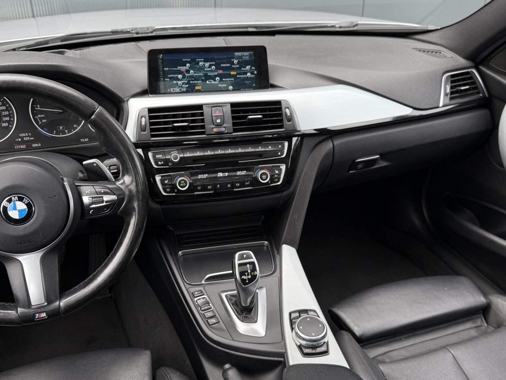 Foto van BMW 330i