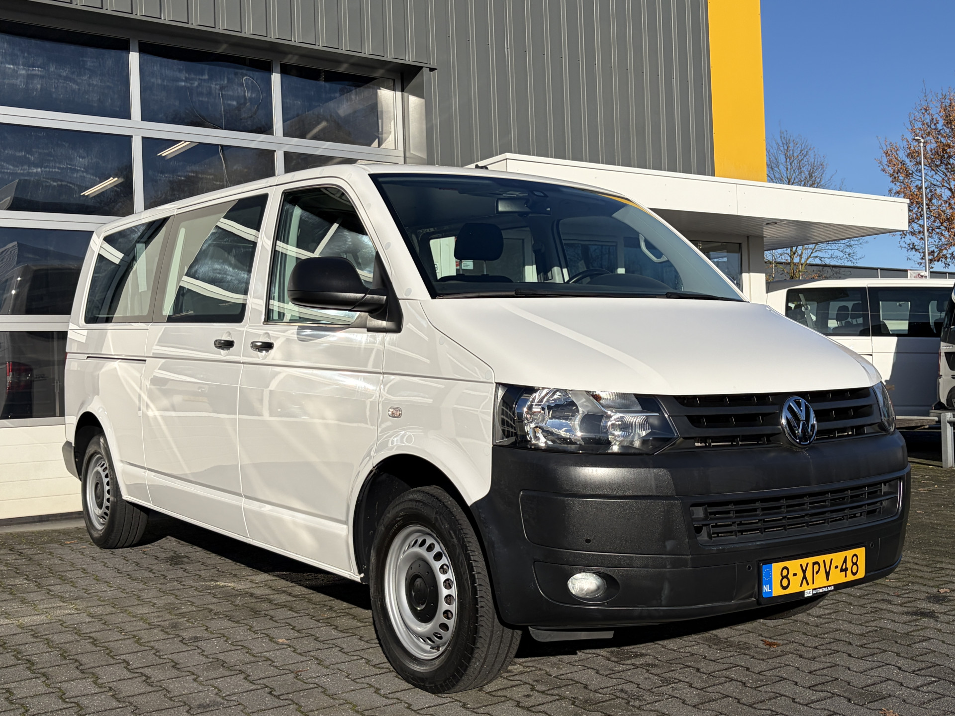 Foto van VOLKSWAGEN KOMBI
