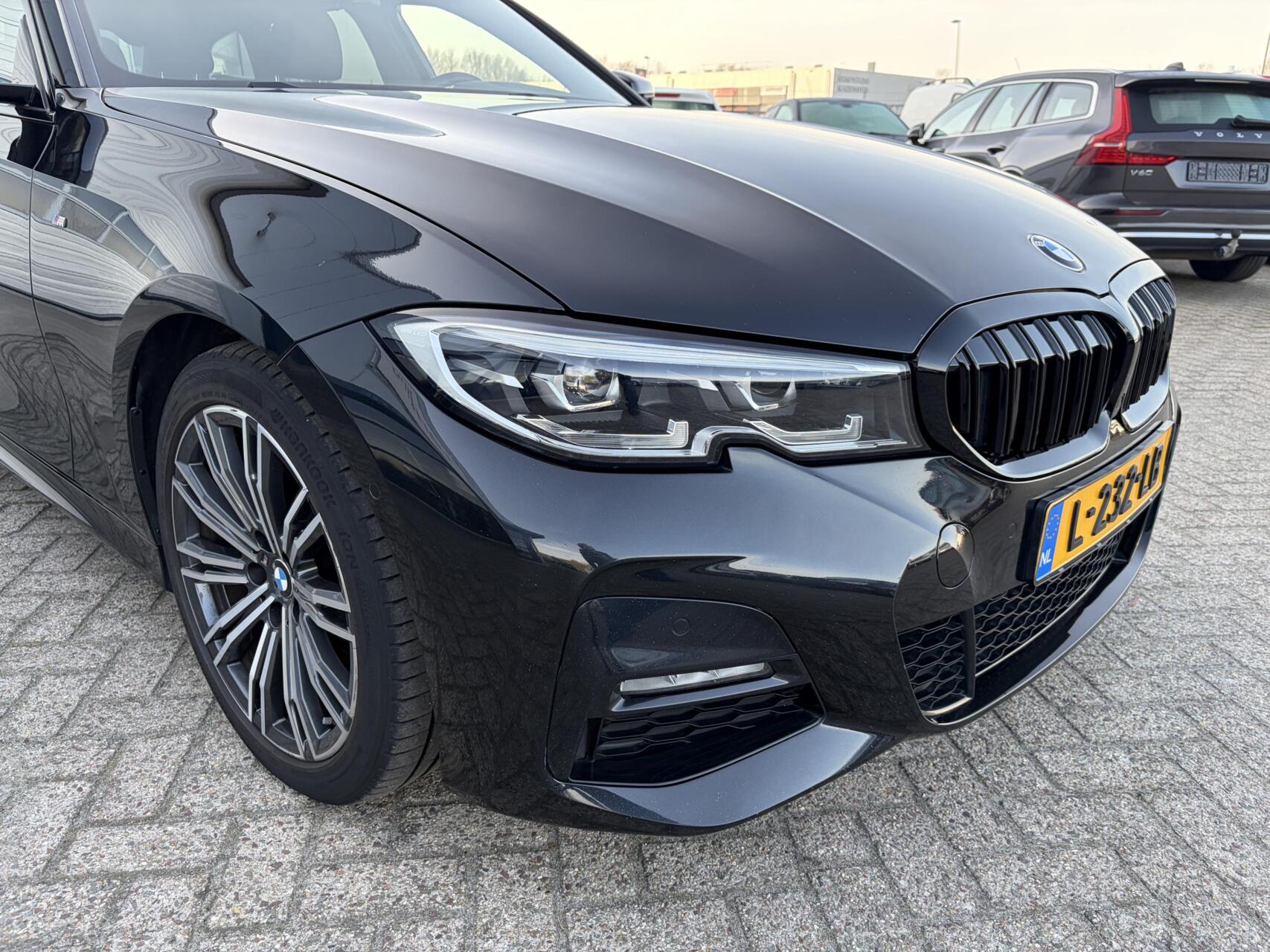 Foto van BMW 318i