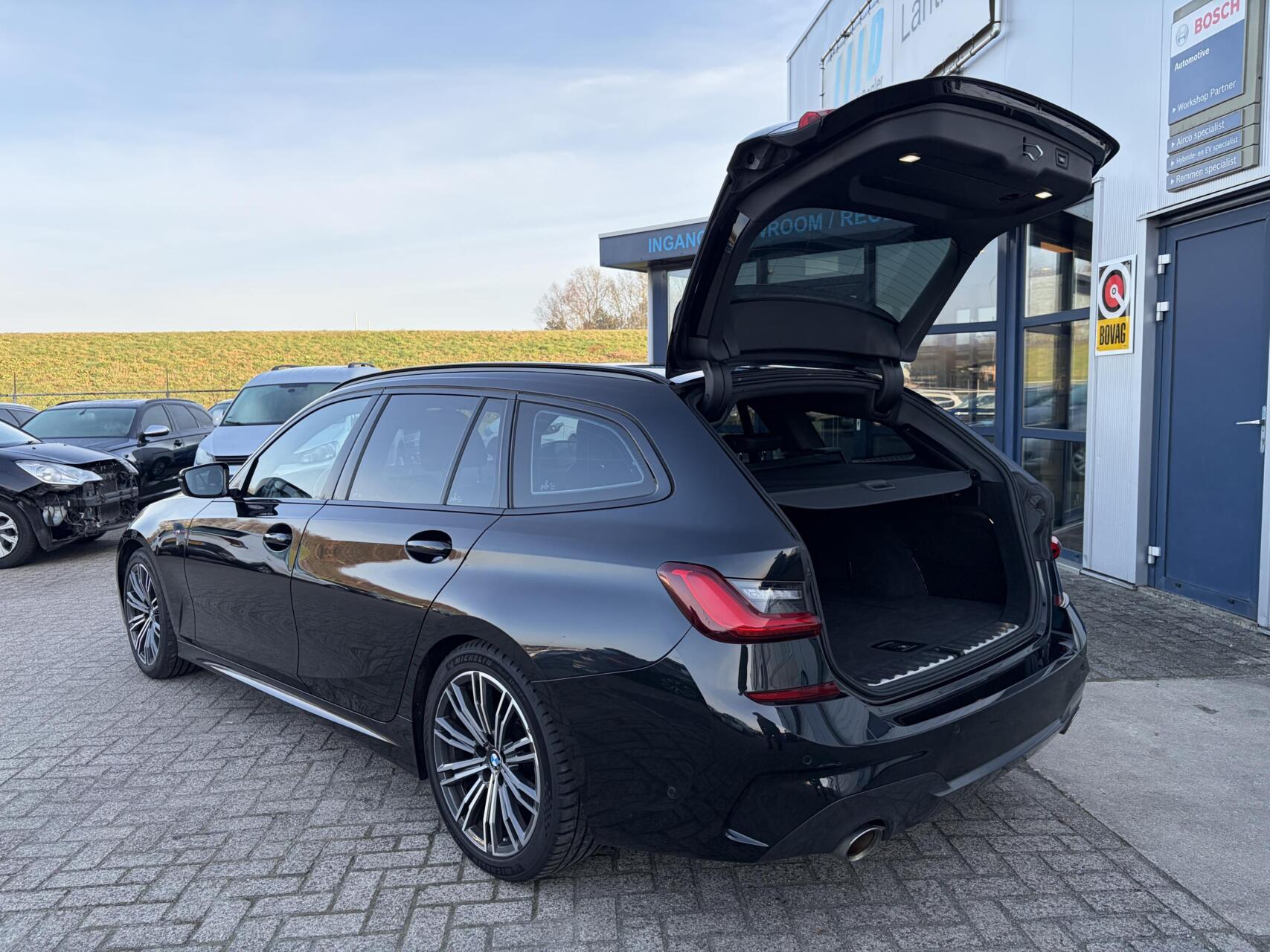Foto van BMW 318i