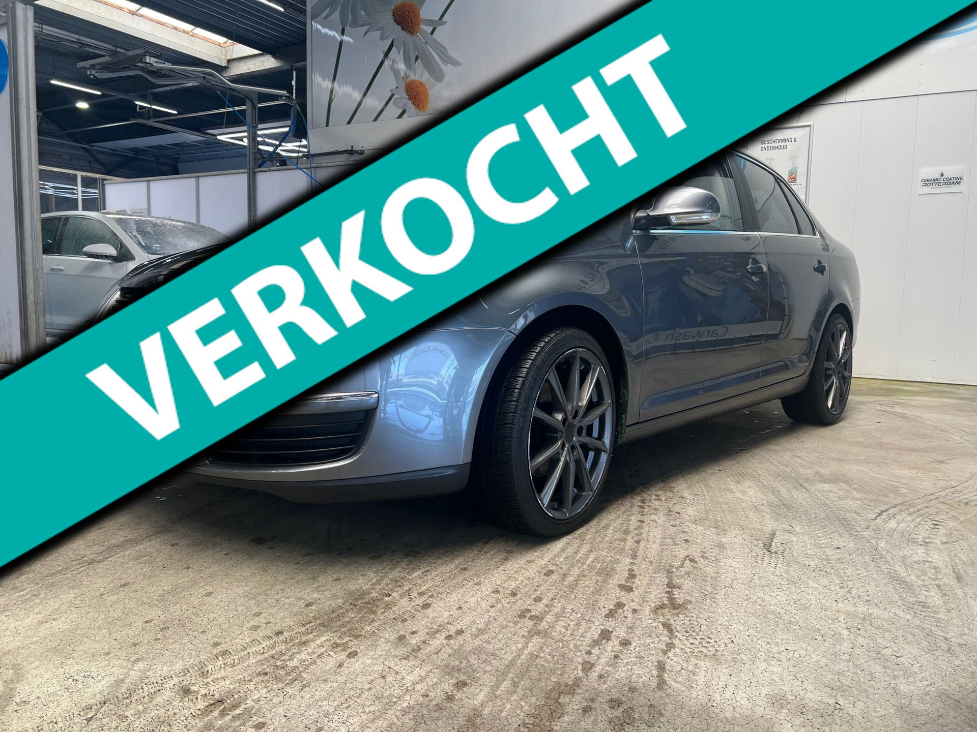 Volkswagen Jetta 1.4 TSI Comfortline Business 2008 - voorkant