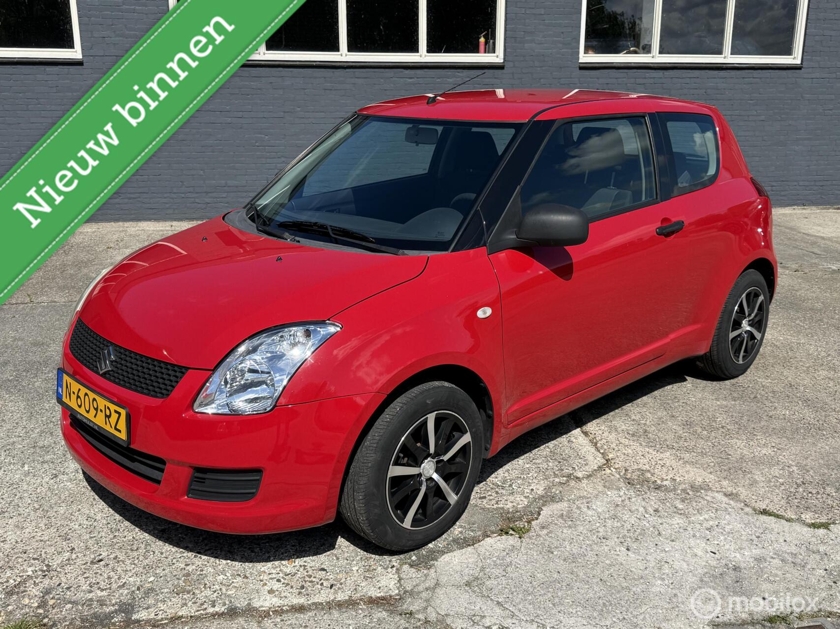 Foto van SUZUKI SWIFT
