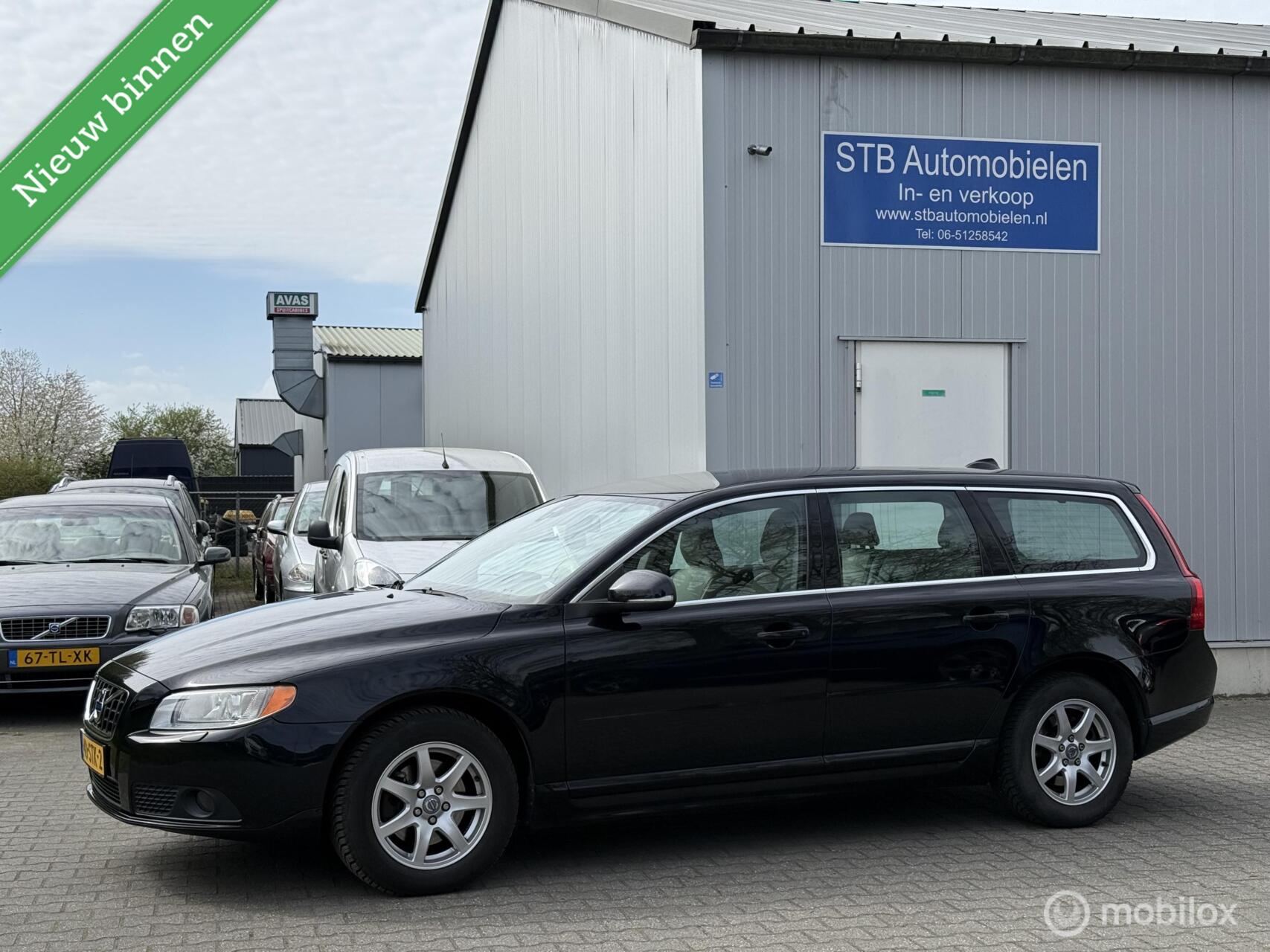 Volvo V70 1.6 T4 Limited Edition, Automaat, Nette staat 2011 - voorkant