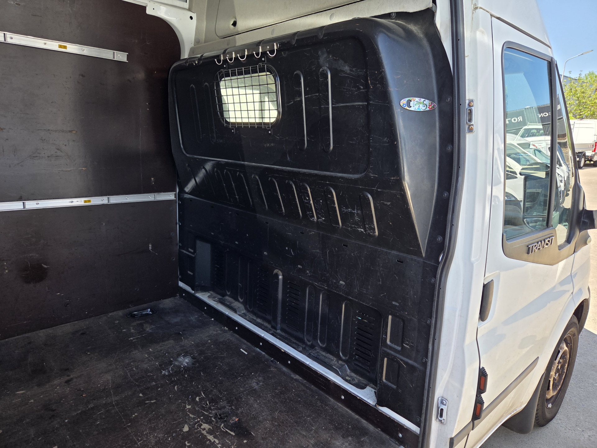 Foto van Ford Transit 300l Van 115dpf 4.36