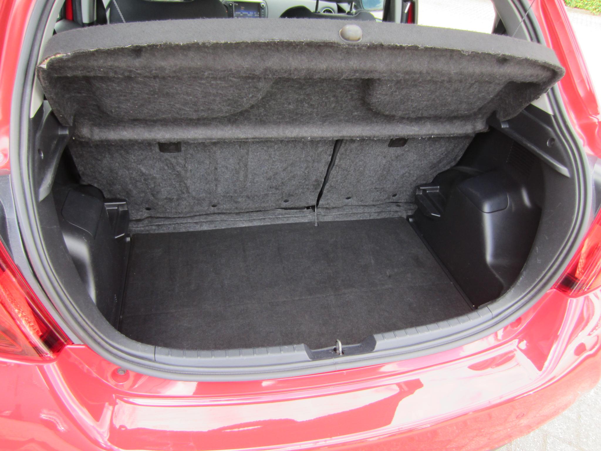 Foto van Toyota Toyota Yaris Hybrid