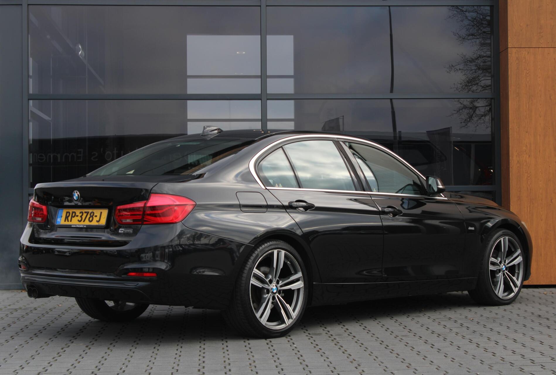 Foto van BMW 320d Efficient Dynamics