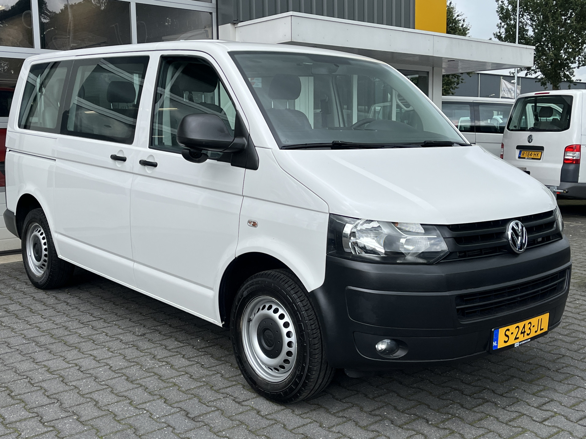 Foto van VOLKSWAGEN KOMBI