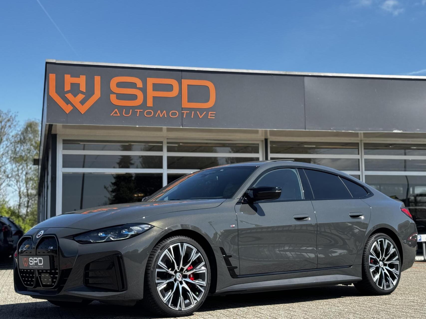 Foto van BMW I4 M50