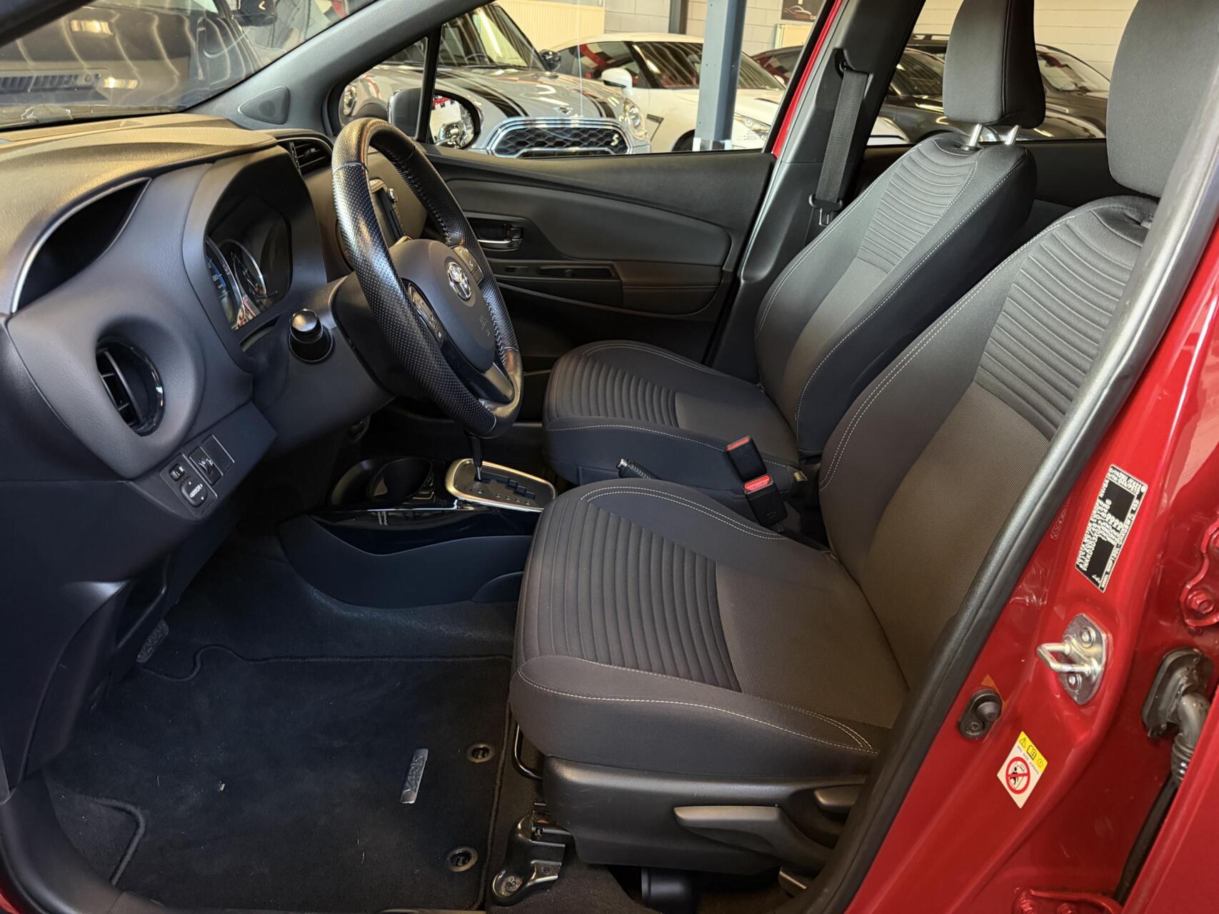 Foto van Toyota Toyota Yaris Hybrid