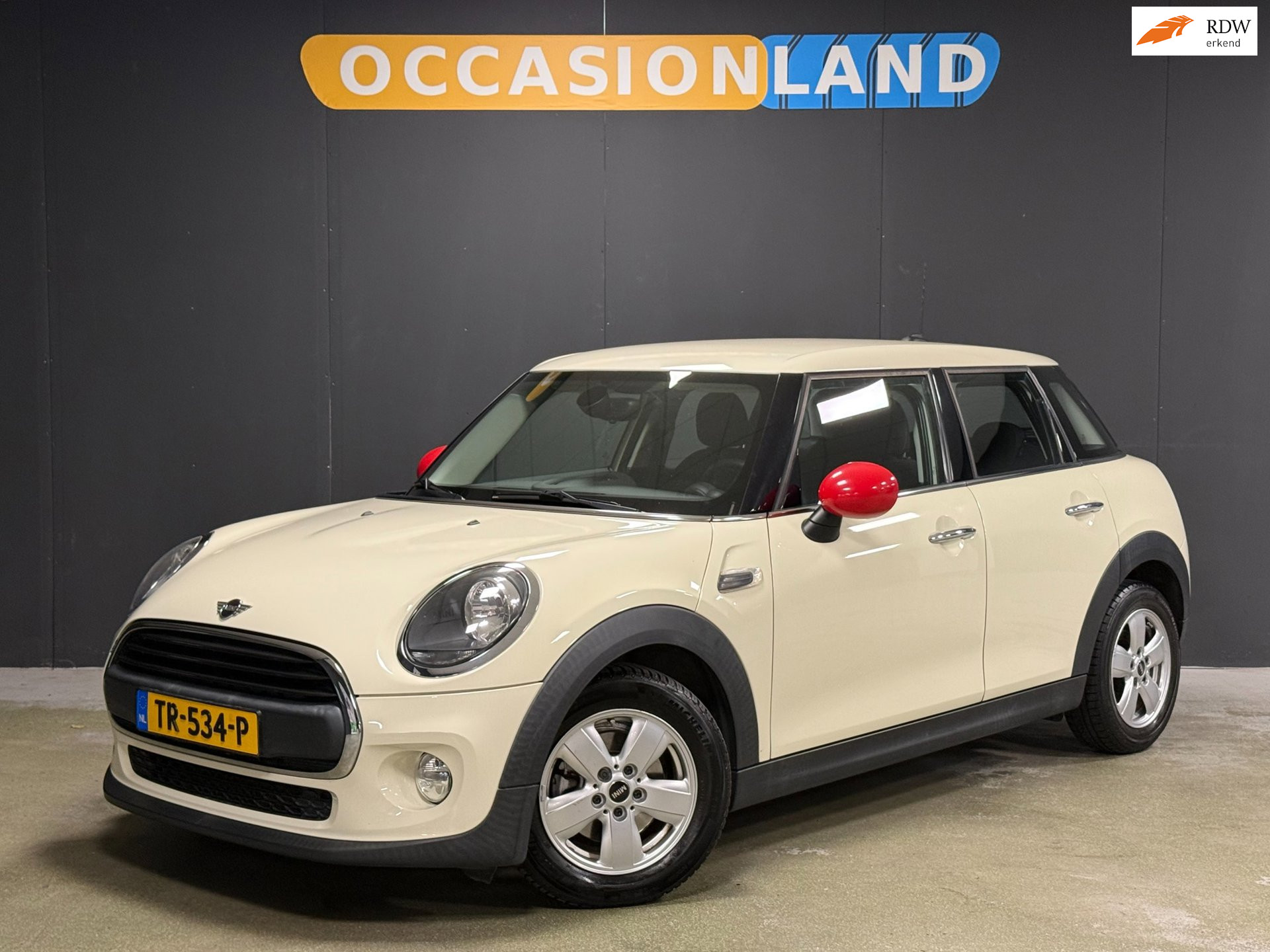 Foto van MINI ONE