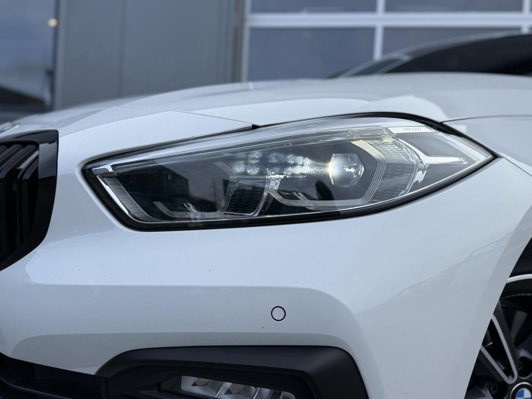 Foto van BMW 118i