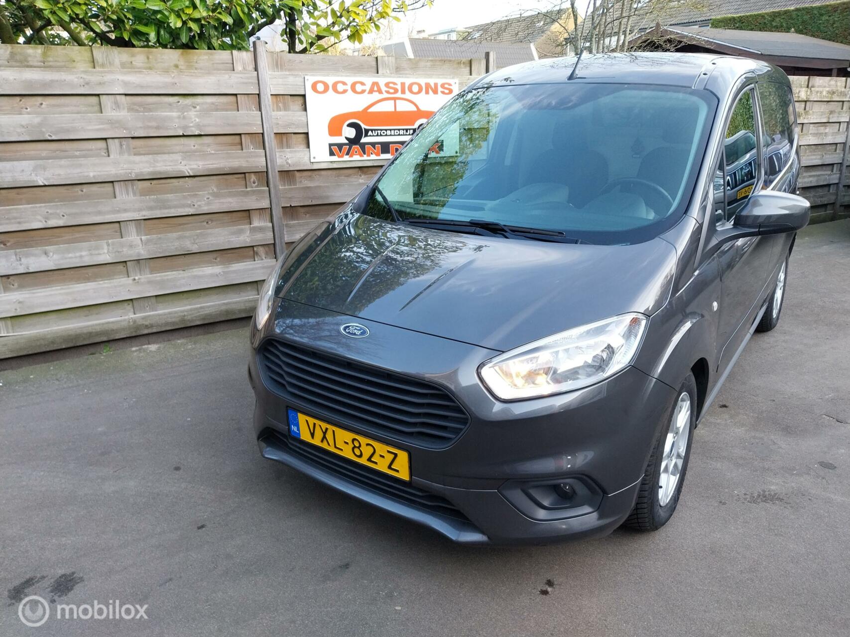 Foto van Ford Transit Courier