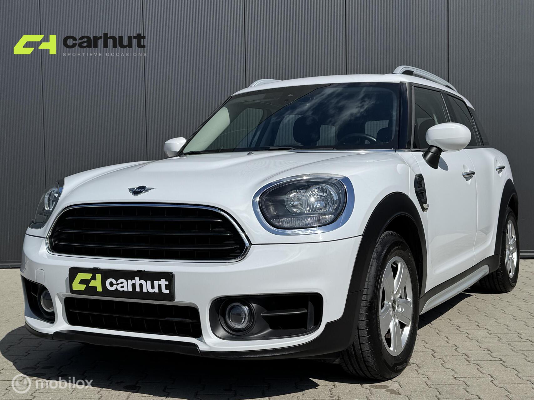 Foto van MINI COUNTRYMAN ONE