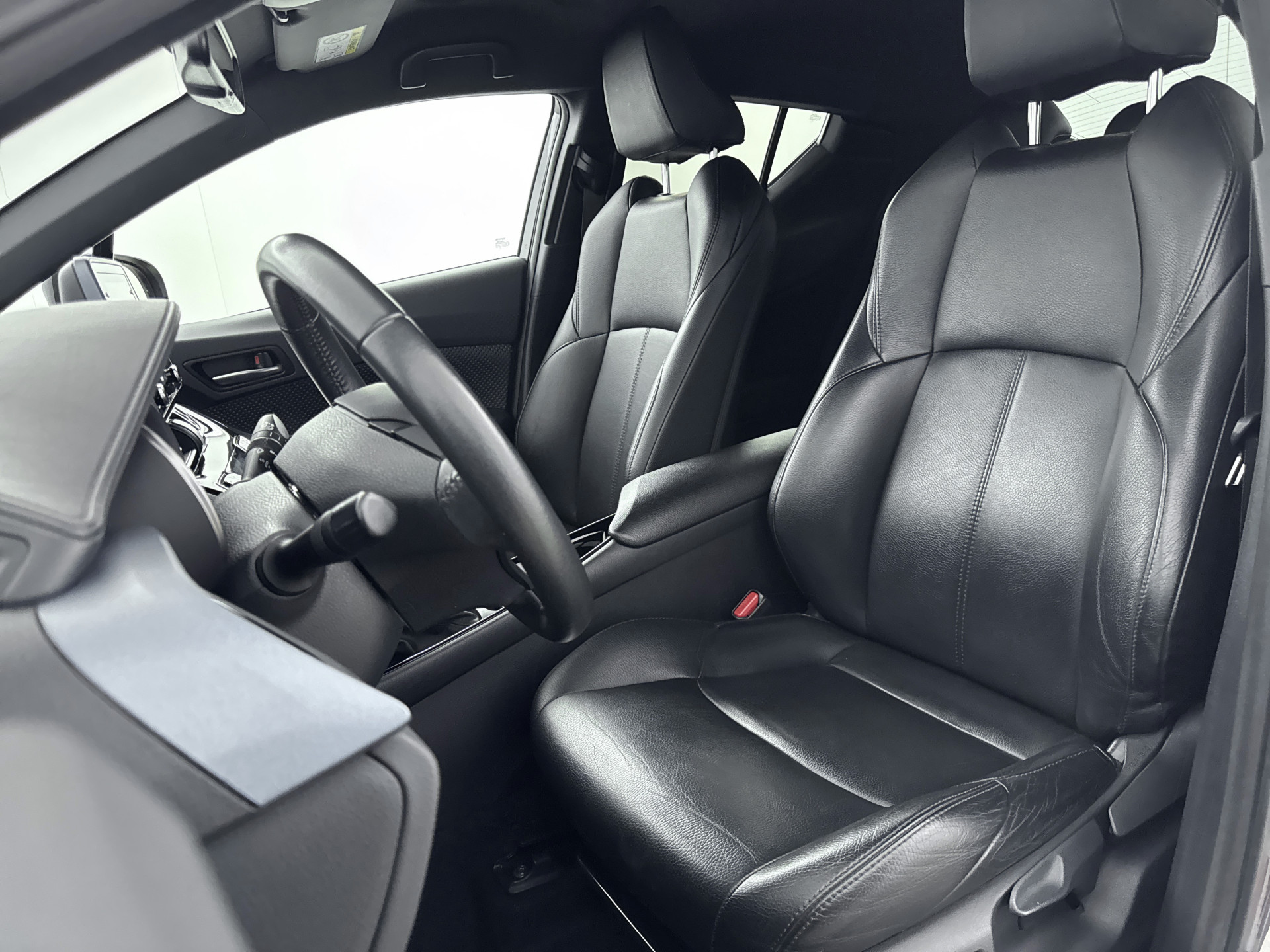 Foto van Toyota Toyota C-hr