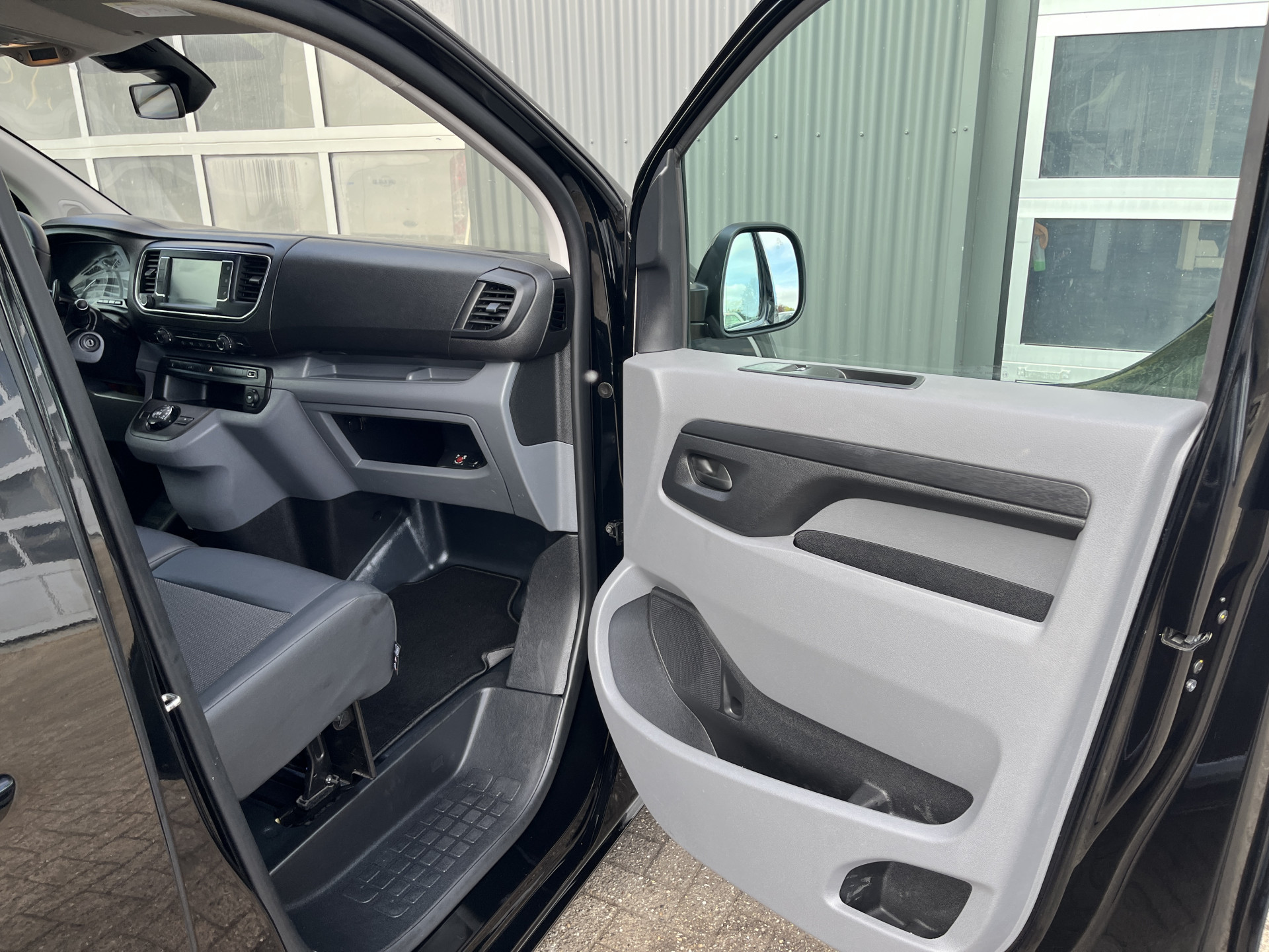 Foto van Opel Vivaro