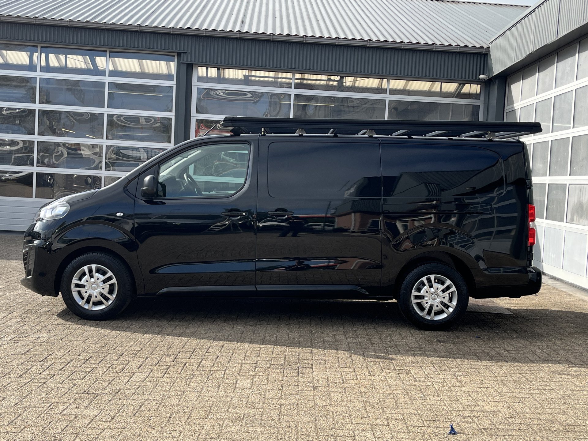 Foto van Opel Vivaro