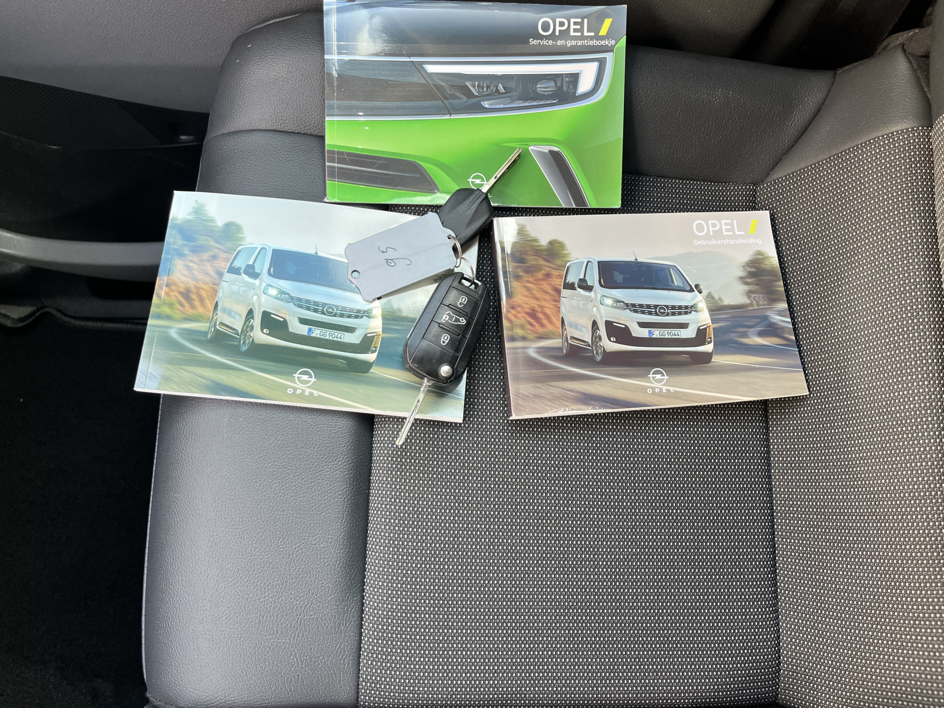 Foto van Opel Vivaro