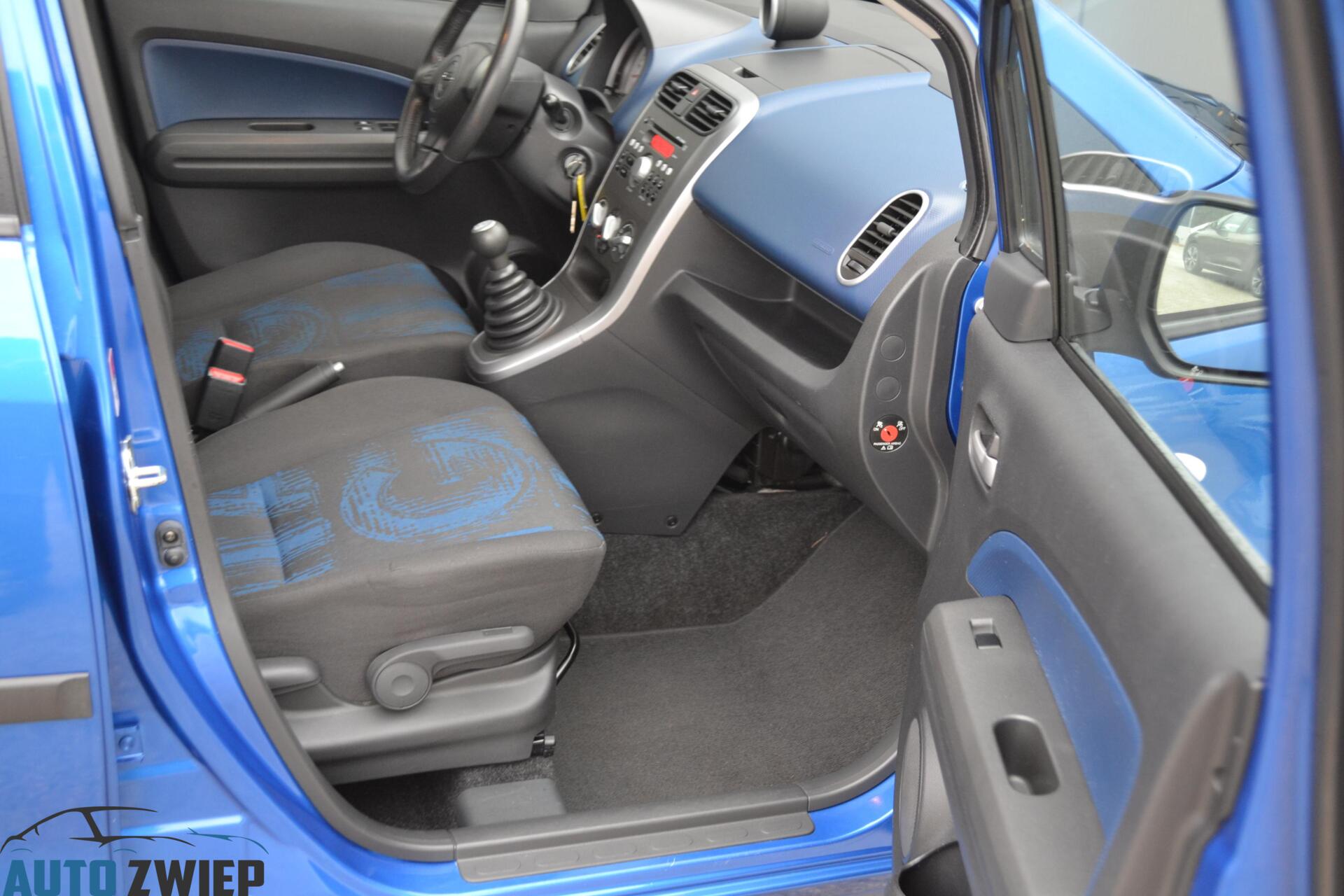 Foto van Opel Agila