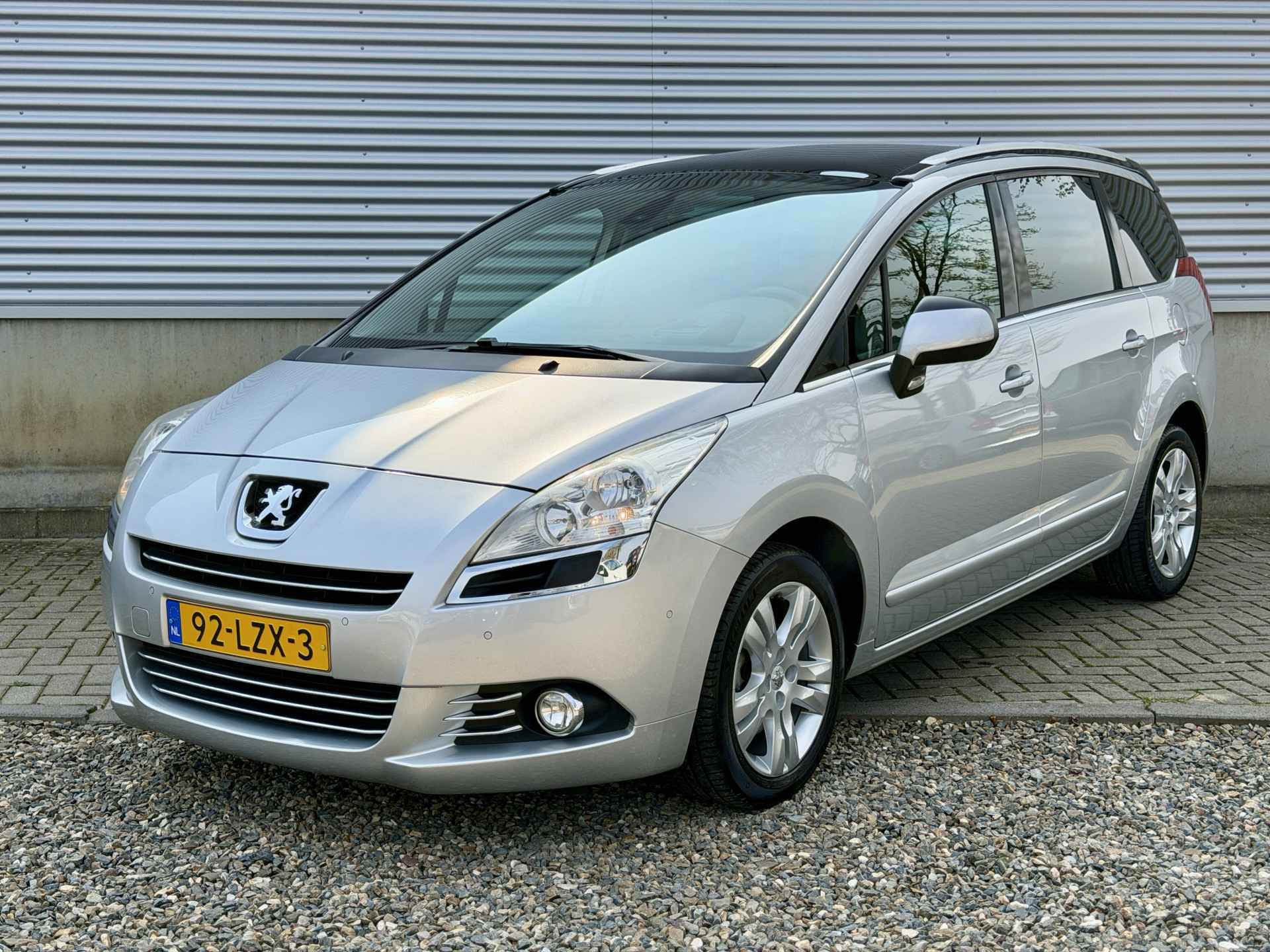 Foto van Peugeot 5008