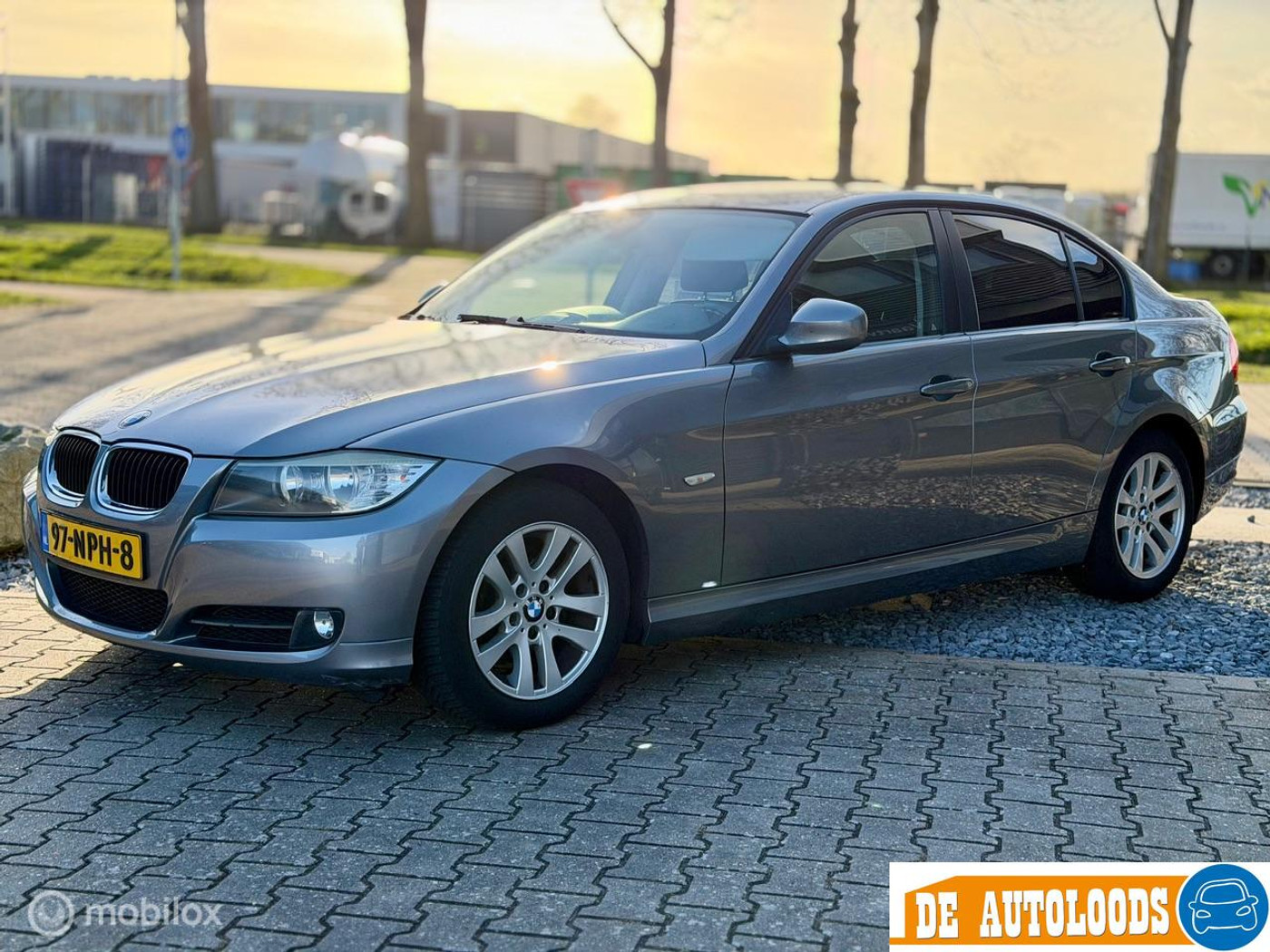 Foto van BMW 3ER REIHE