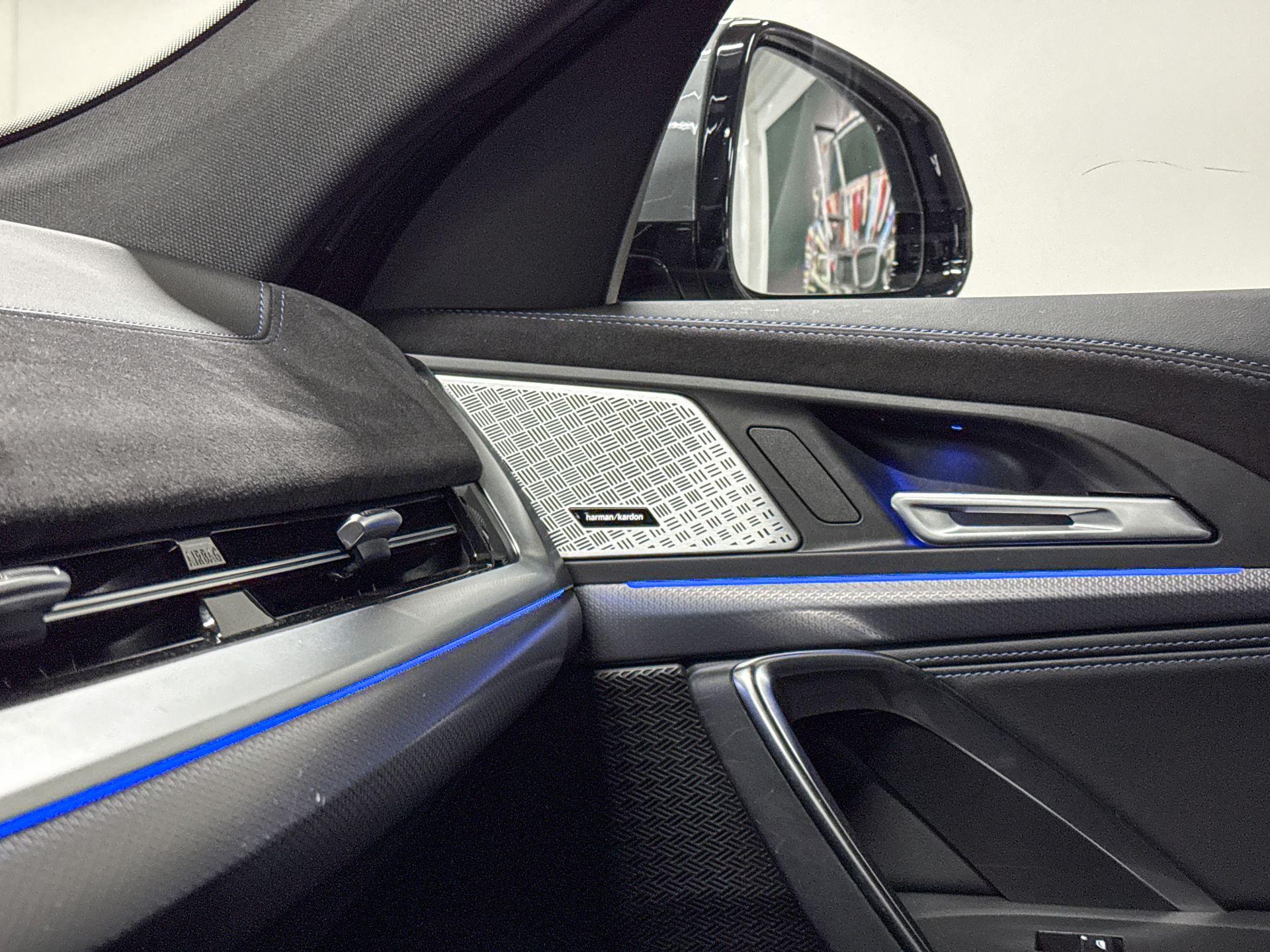 Foto van BMW Ix2 Xdrive30